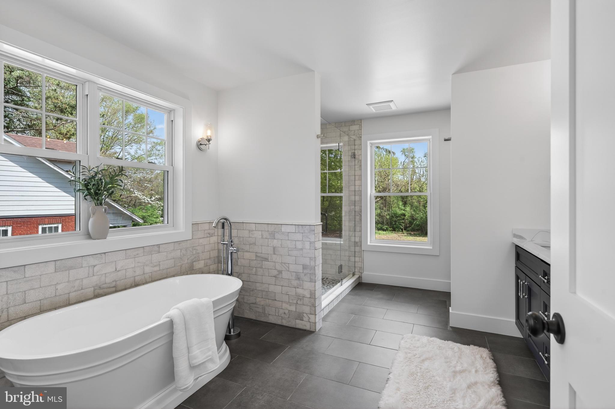 ROSE TREE ESTS - Residential