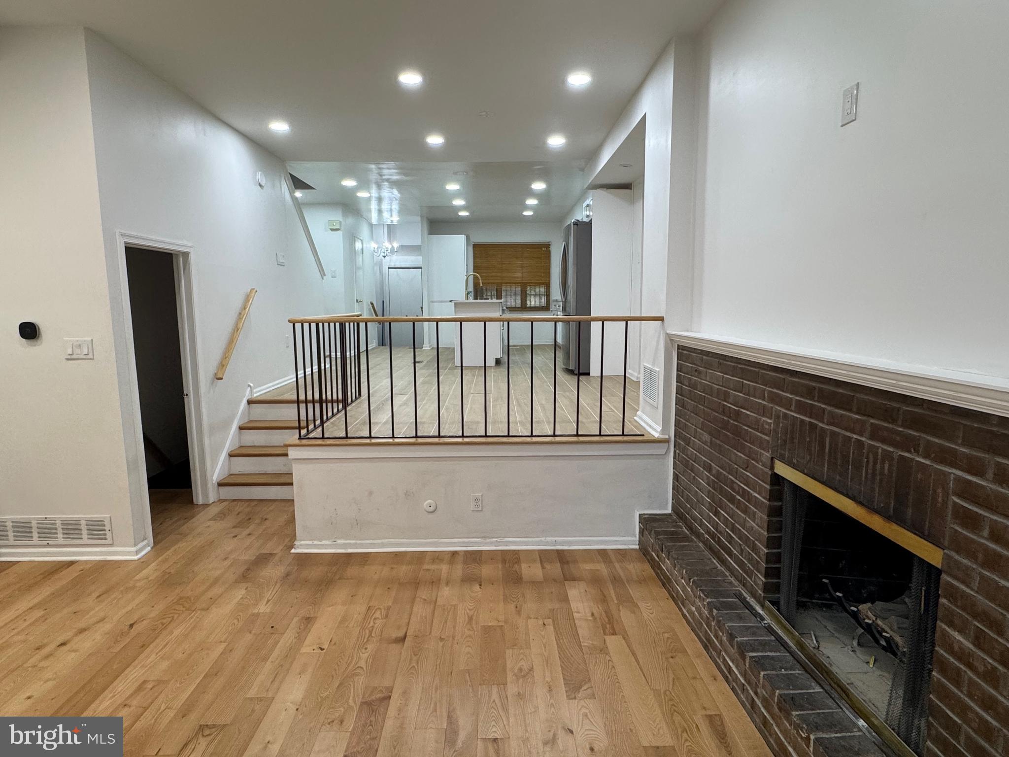 SOCIETY HILL - Residential Lease