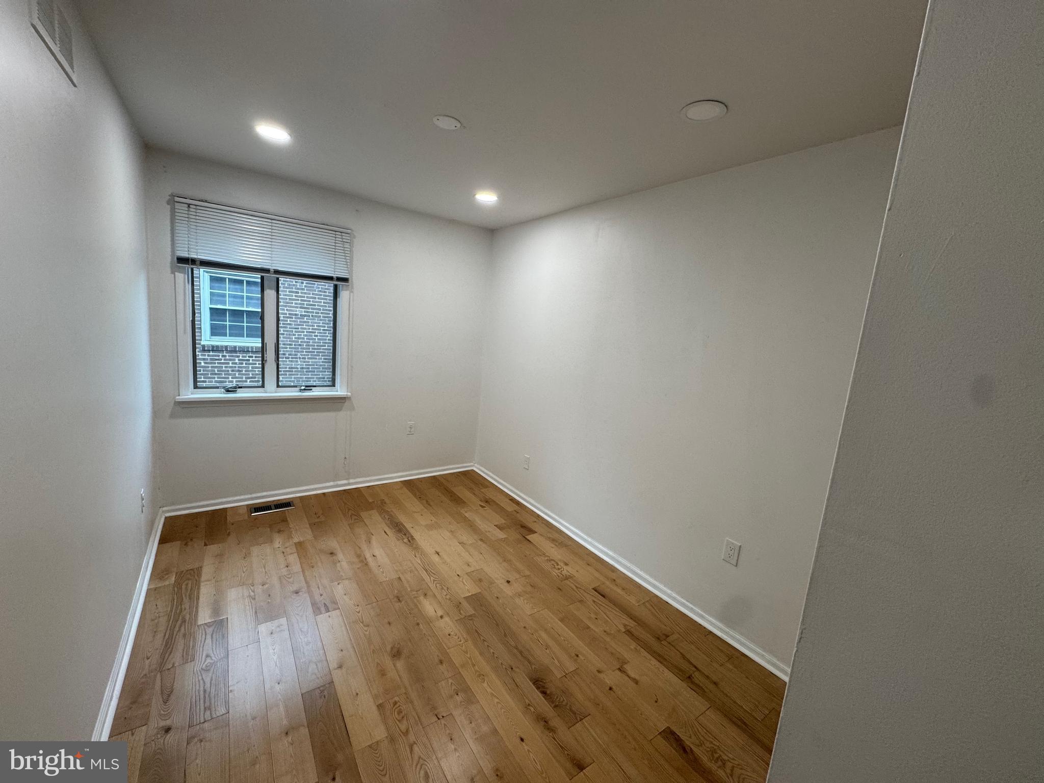 SOCIETY HILL - Residential Lease