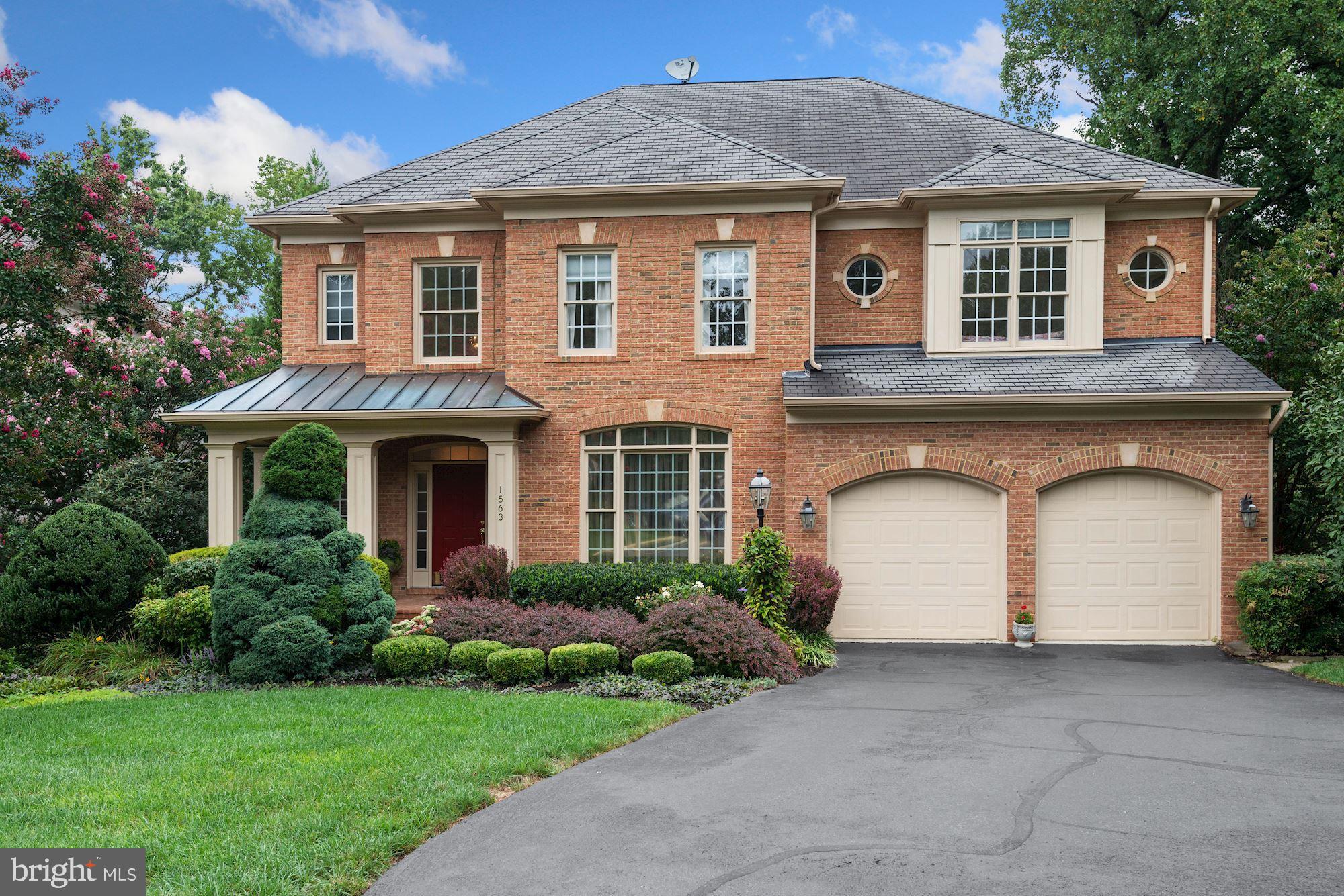 DOMINION HILL - Residential