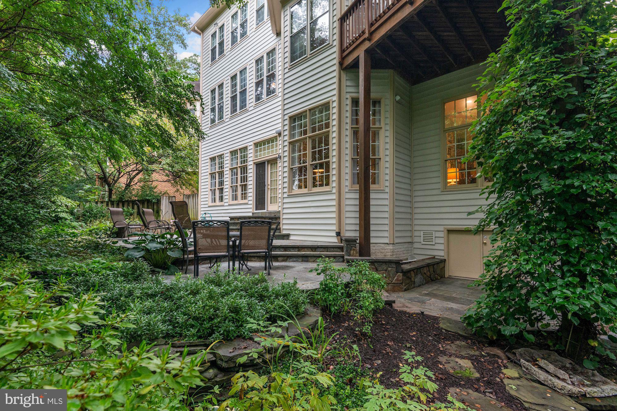 DOMINION HILL - Residential