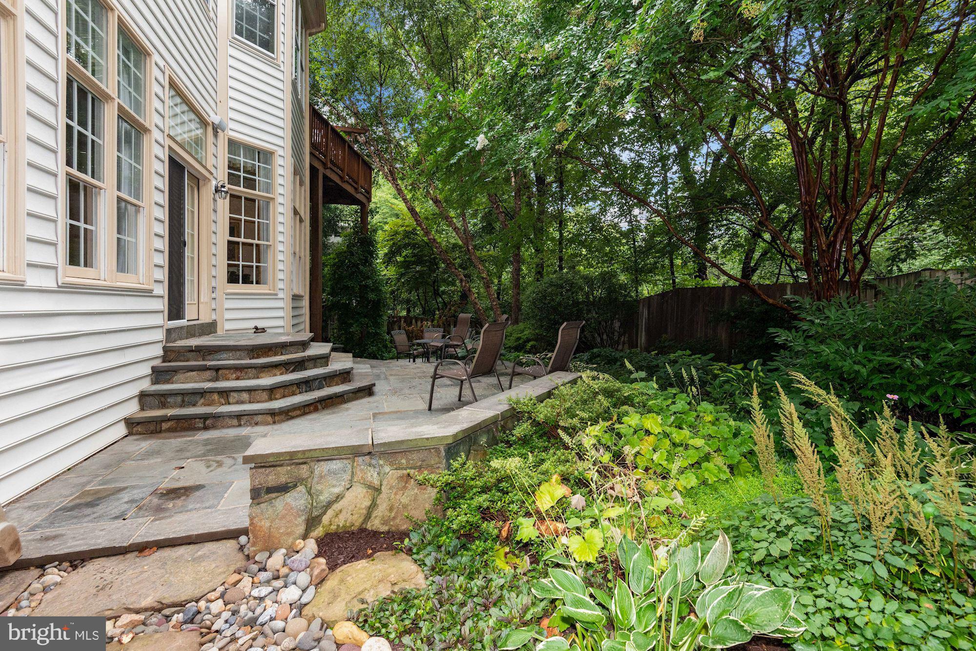 DOMINION HILL - Residential