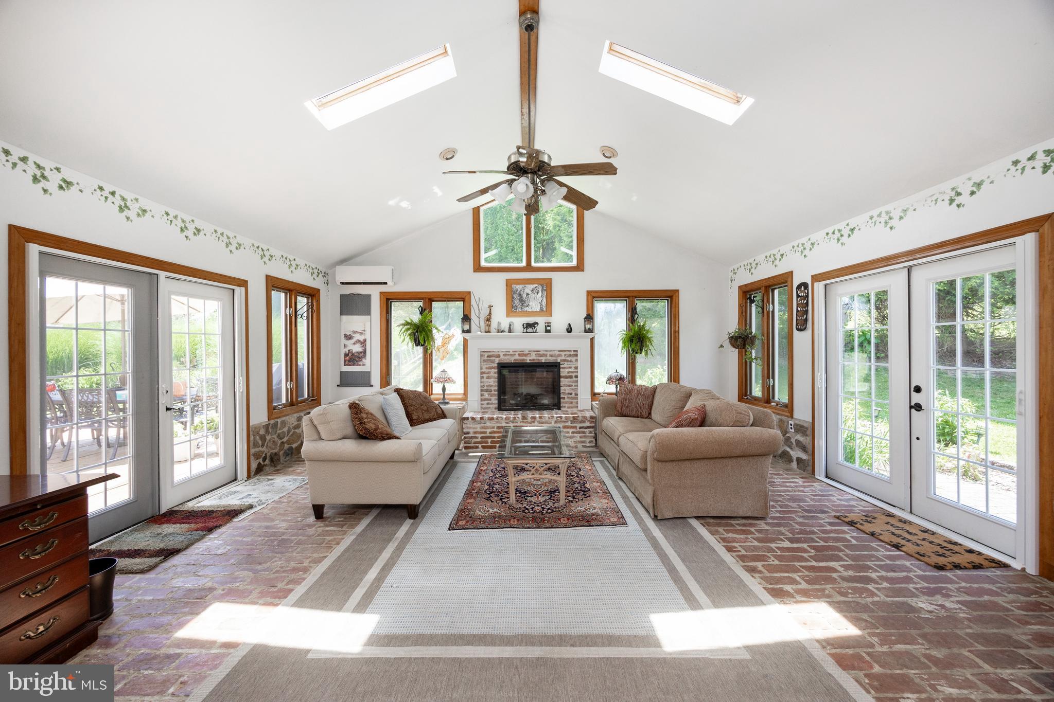 CHADDS FORD KNOLL - Residential