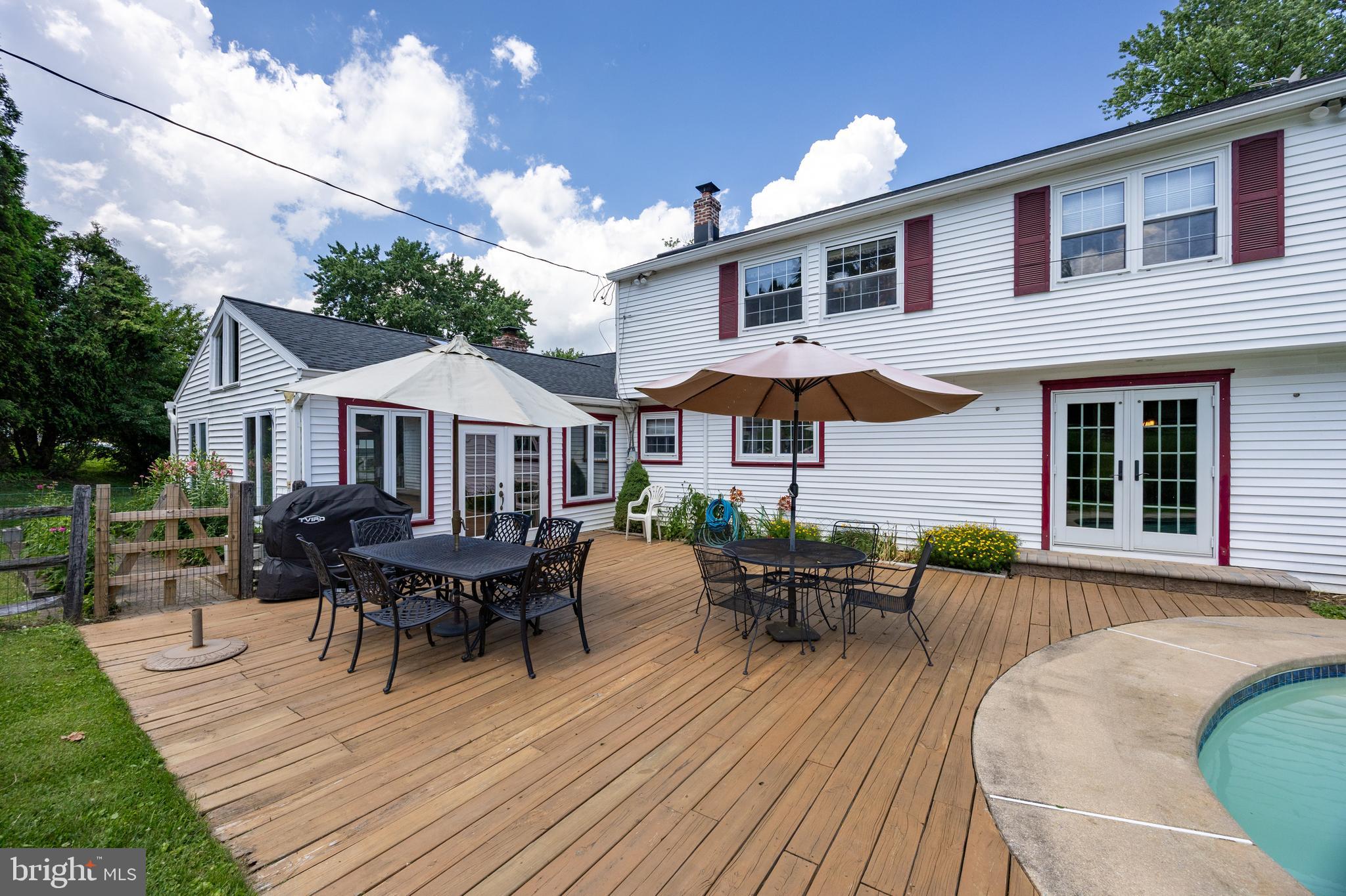 CHADDS FORD KNOLL - Residential