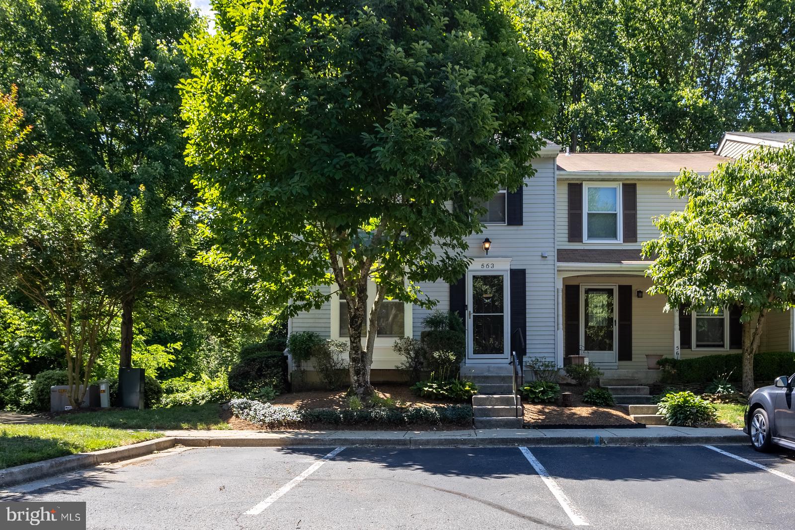 563 BAY DALE COURT