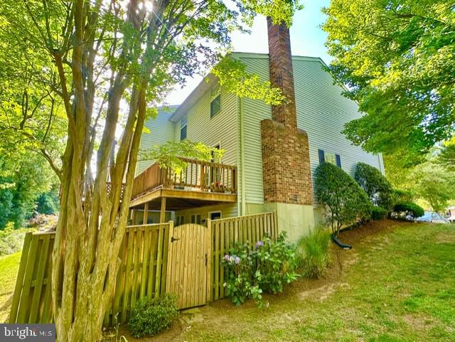 563 BAY DALE COURT