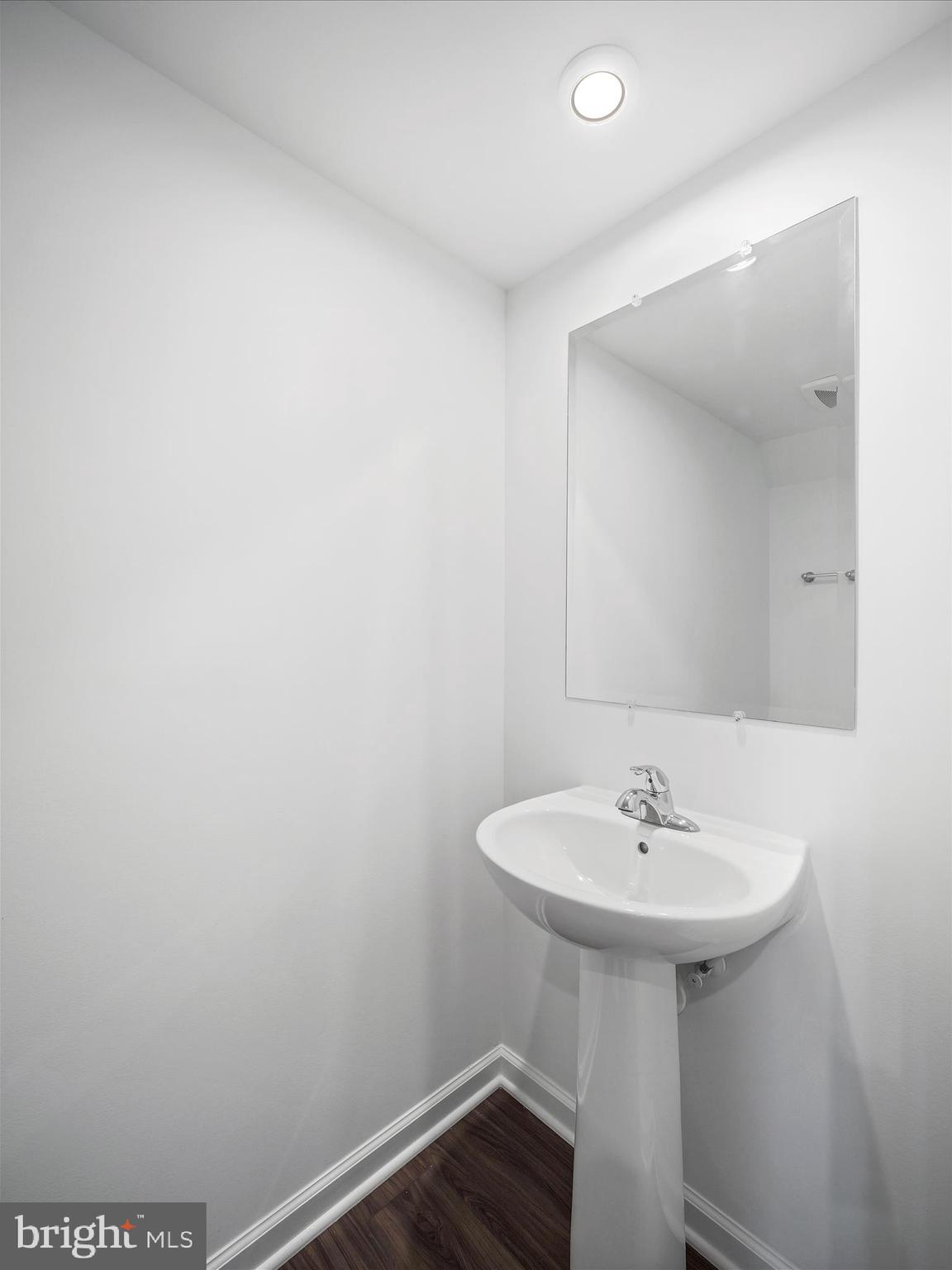 KING'S CROSSING - Residential