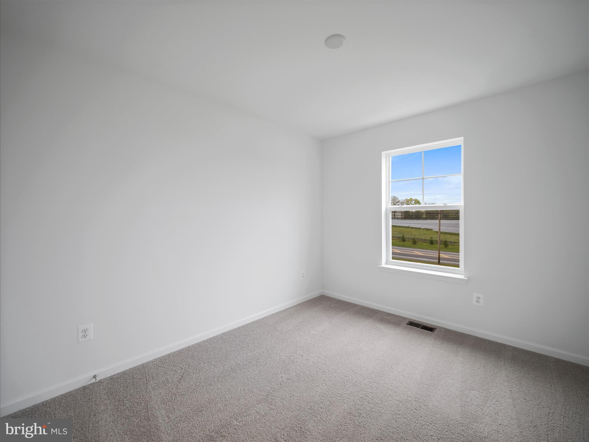 KING'S CROSSING - Residential