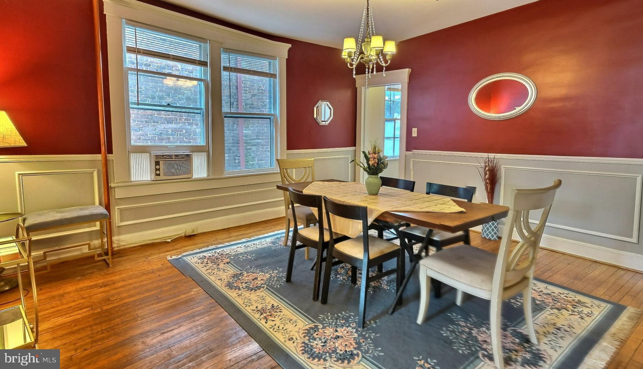 WEST SIDE - Residential