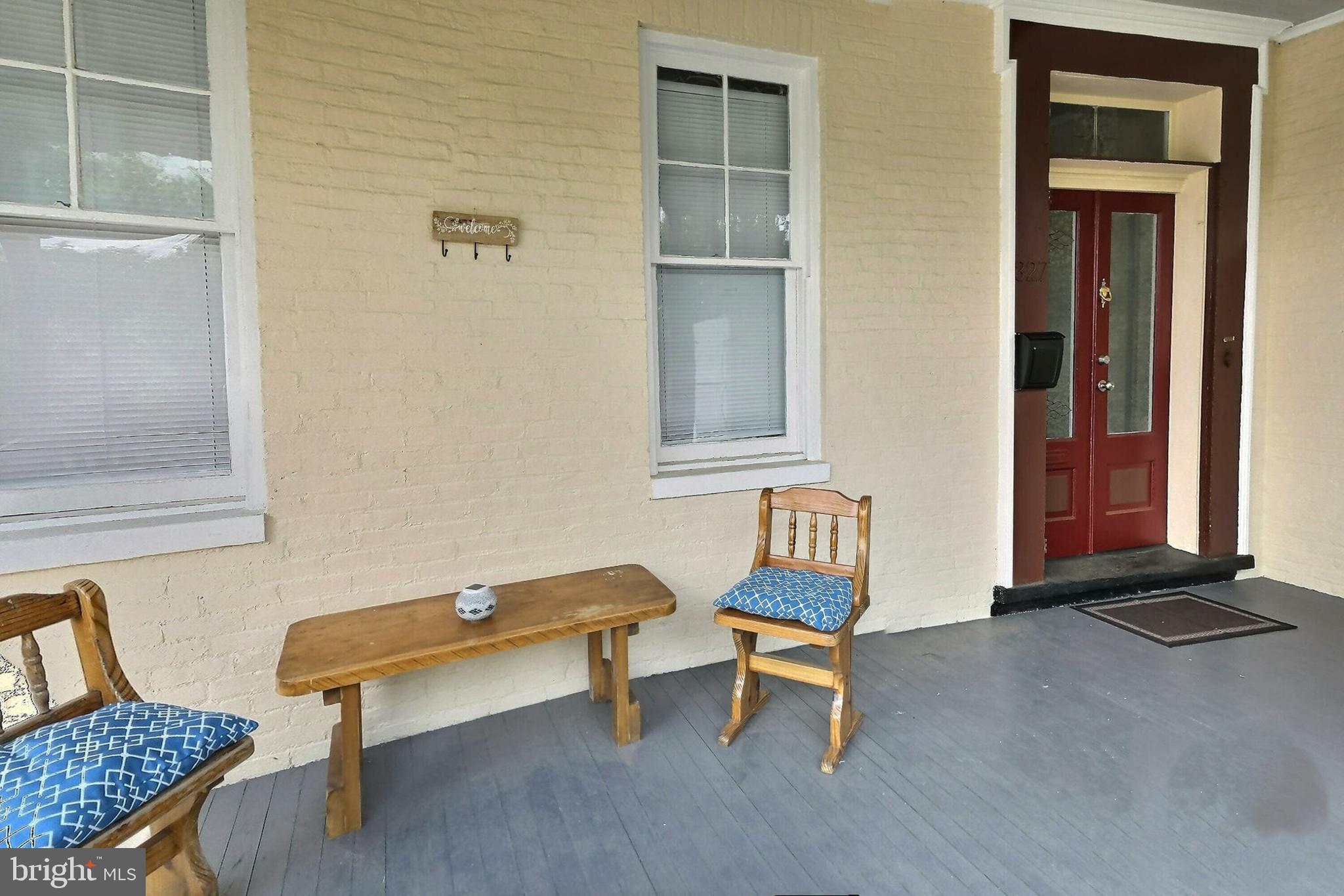 WEST SIDE - Residential