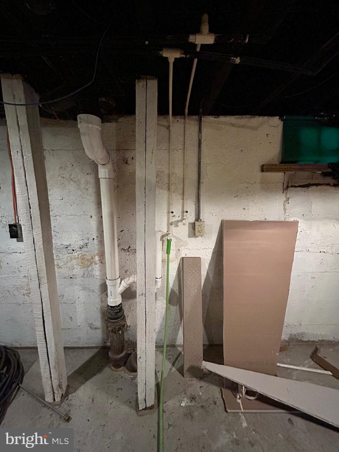 WEST SIDE - Residential