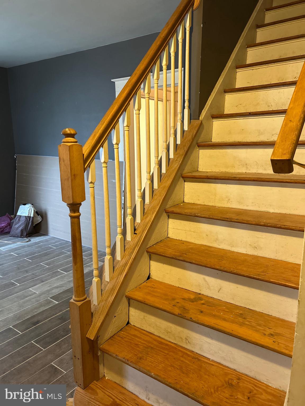 WEST SIDE - Residential