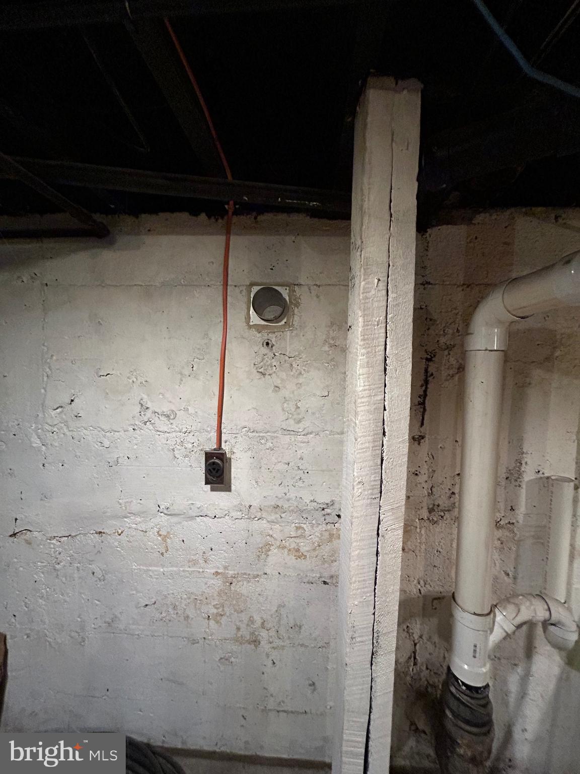 WEST SIDE - Residential