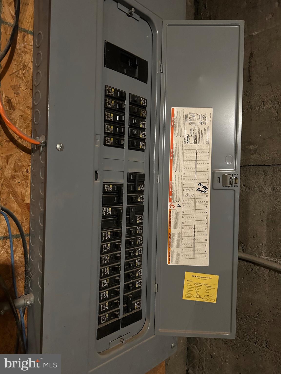 WEST SIDE - Residential