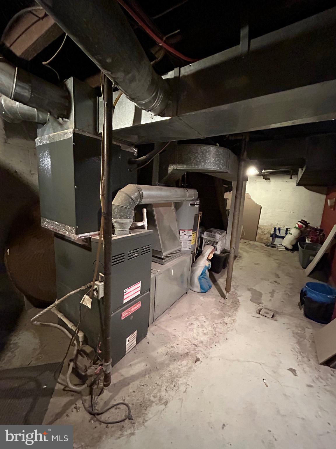 WEST SIDE - Residential