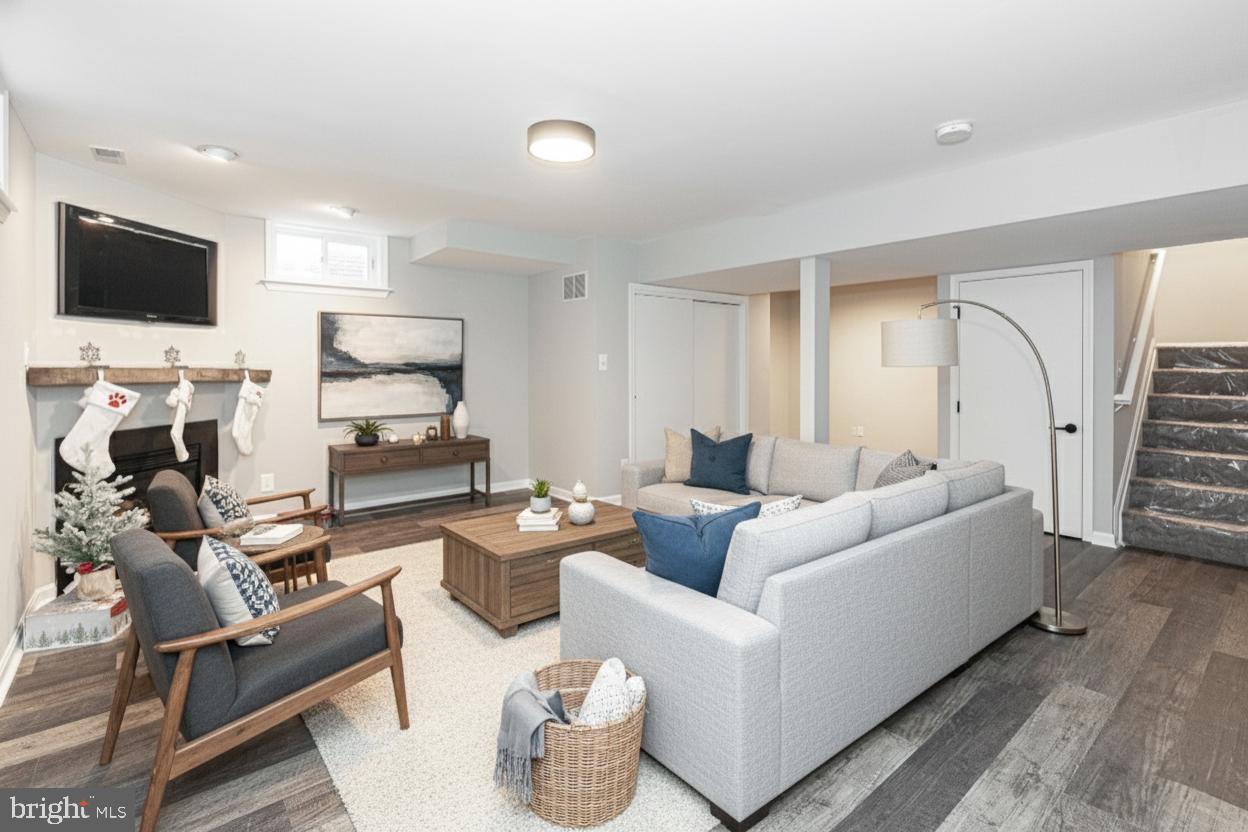 SPARROWS POINT - Residential