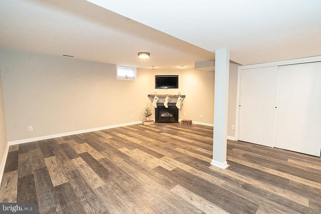 SPARROWS POINT - Residential