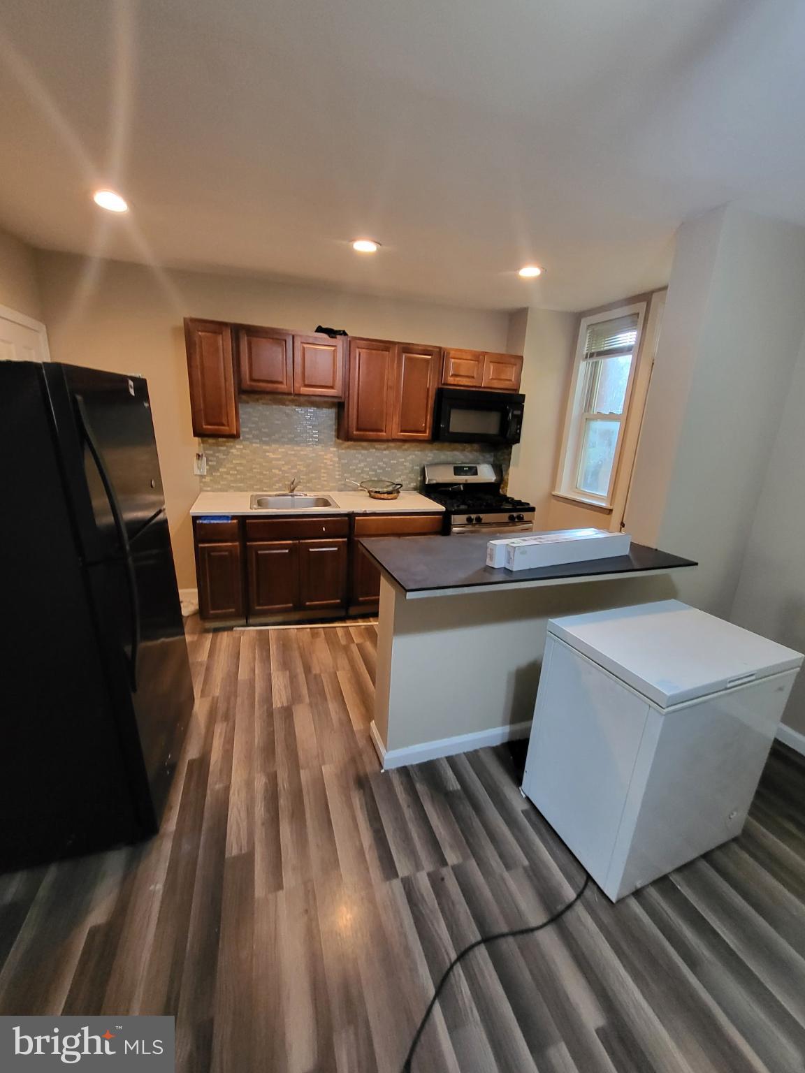 WEST PHILADELPHIA - Residential