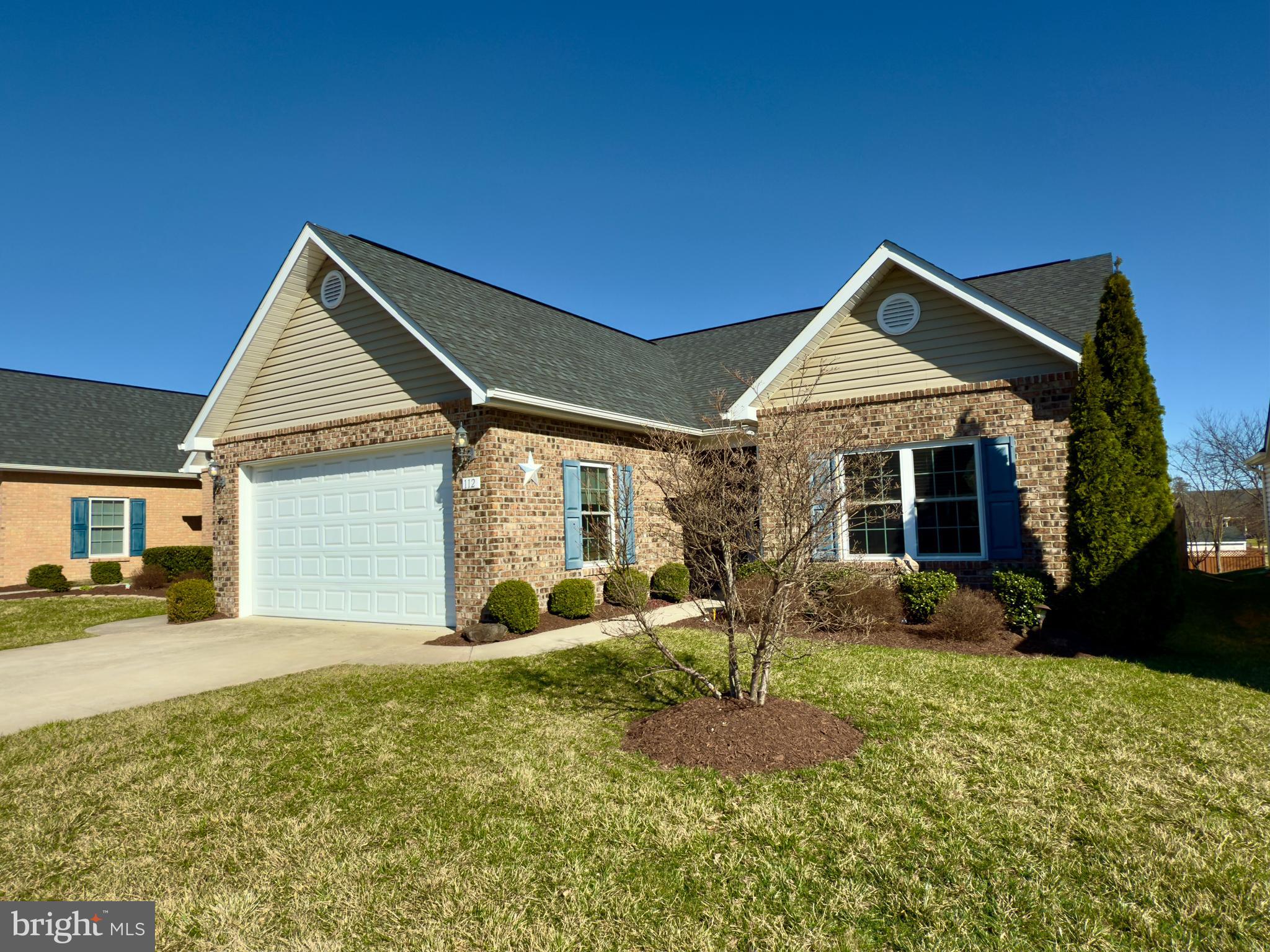 AUTUMN GLEN - Residential