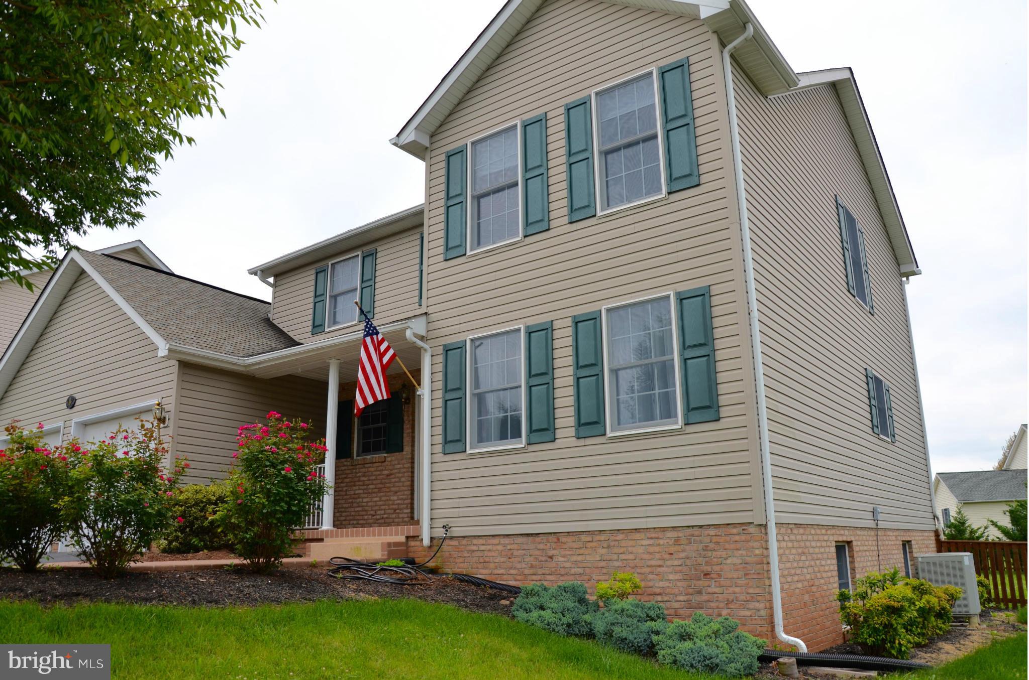 BENNETT ESTATES - Residential