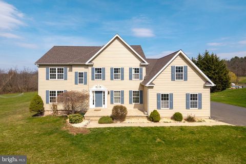 381 BRIANNA CIRCLE POTTSTOWN PA 19465