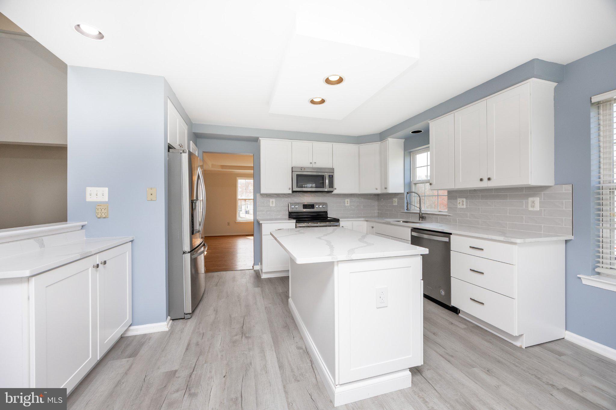 DAISY MEADOWS - Residential