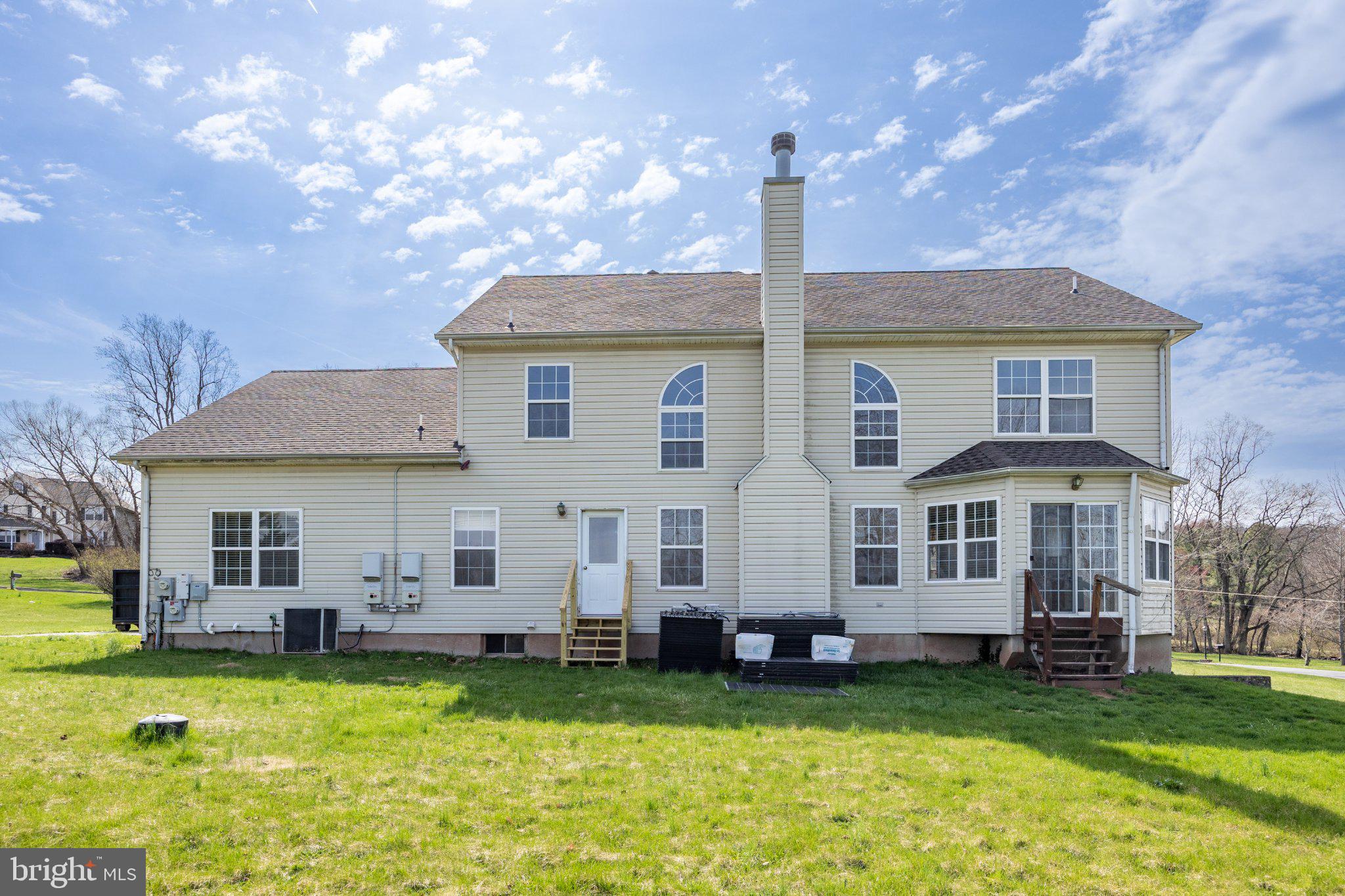 DAISY MEADOWS - Residential