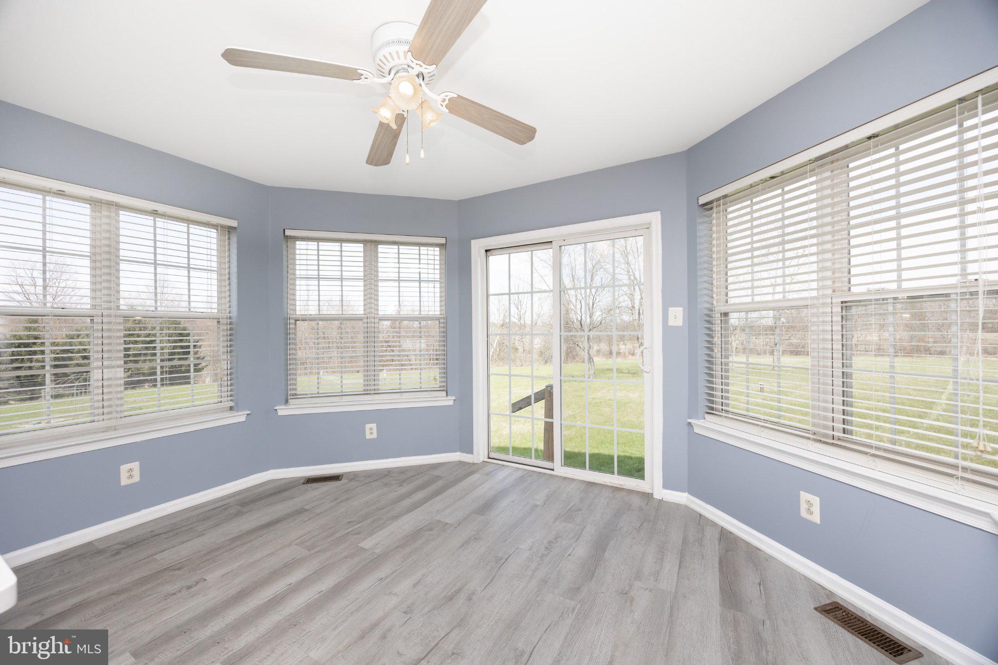 DAISY MEADOWS - Residential