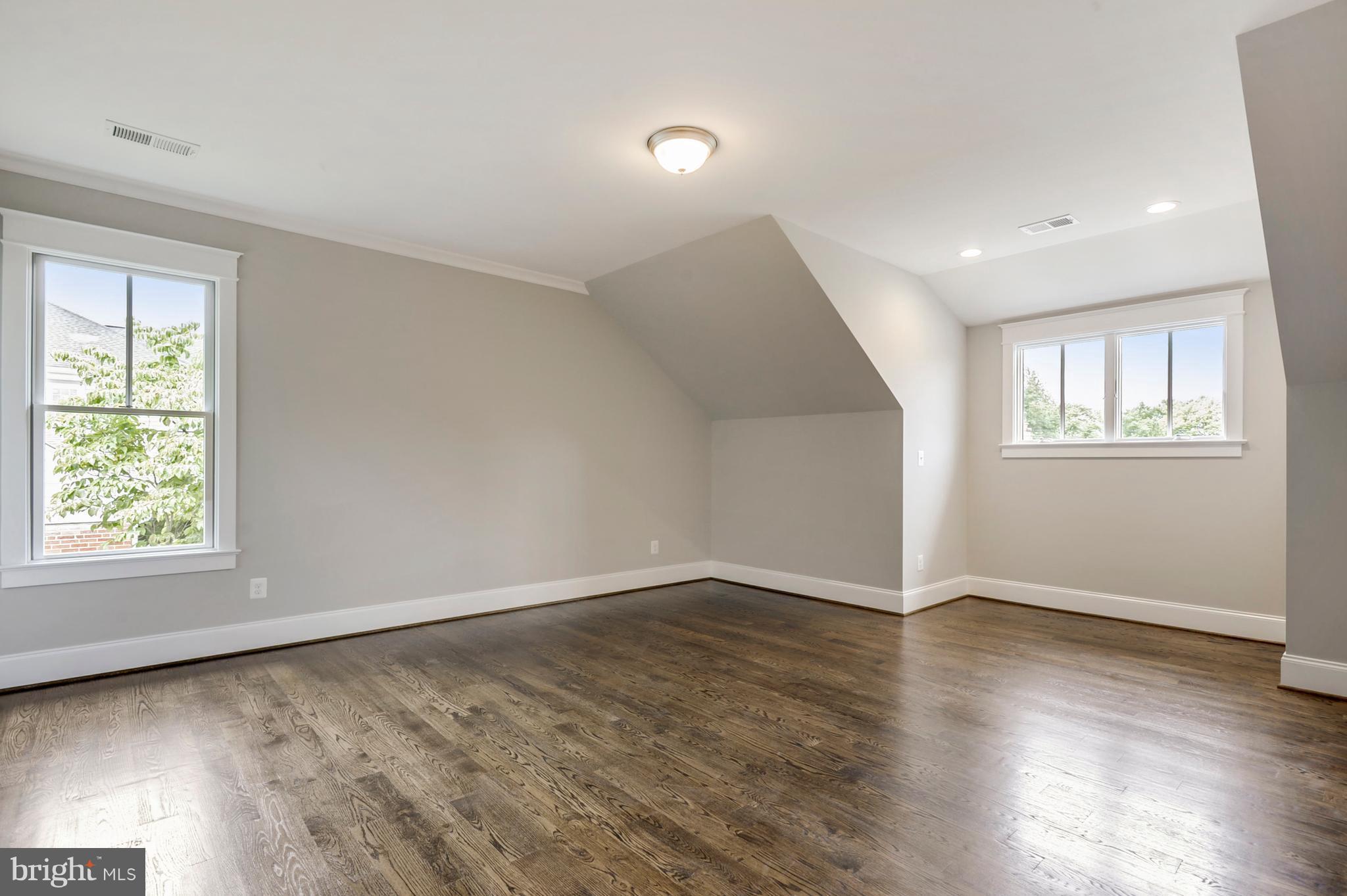 LEWINSVILLE HEIGHTS - Residential