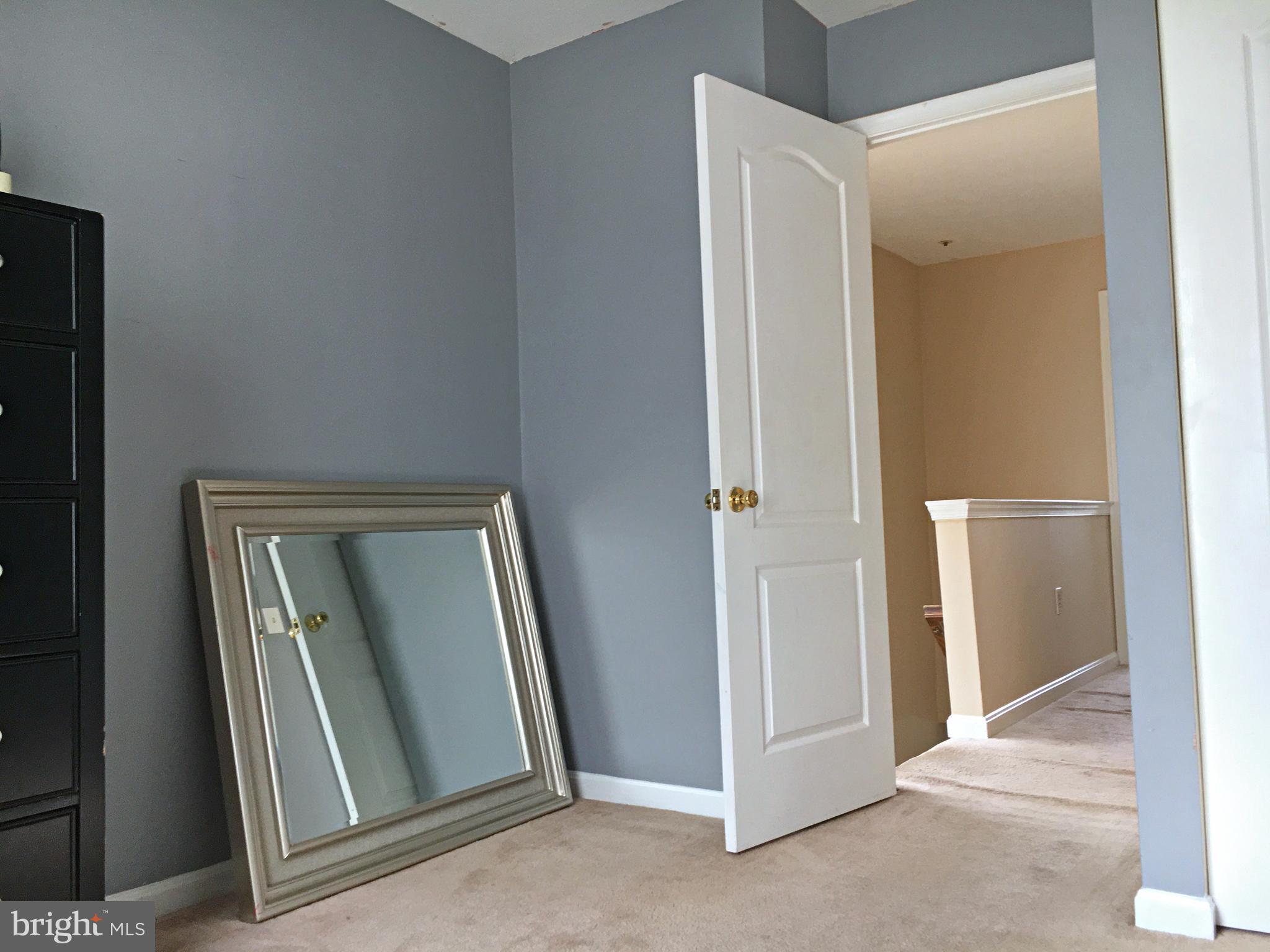 FOREST RUN - Residential Lease