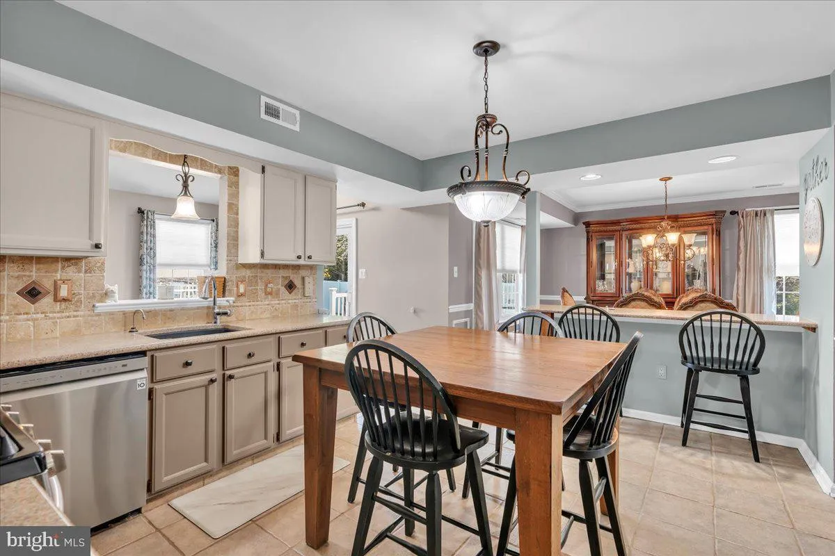 Sewell, New Jersey 08080, United States, 3 Bedrooms Bedrooms, ,3 BathroomsBathrooms,Residential,Coming Soon,89217