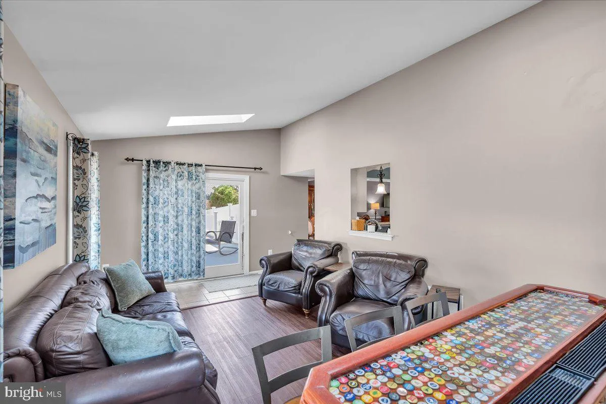 Sewell, New Jersey 08080, United States, 3 Bedrooms Bedrooms, ,3 BathroomsBathrooms,Residential,Coming Soon,89217