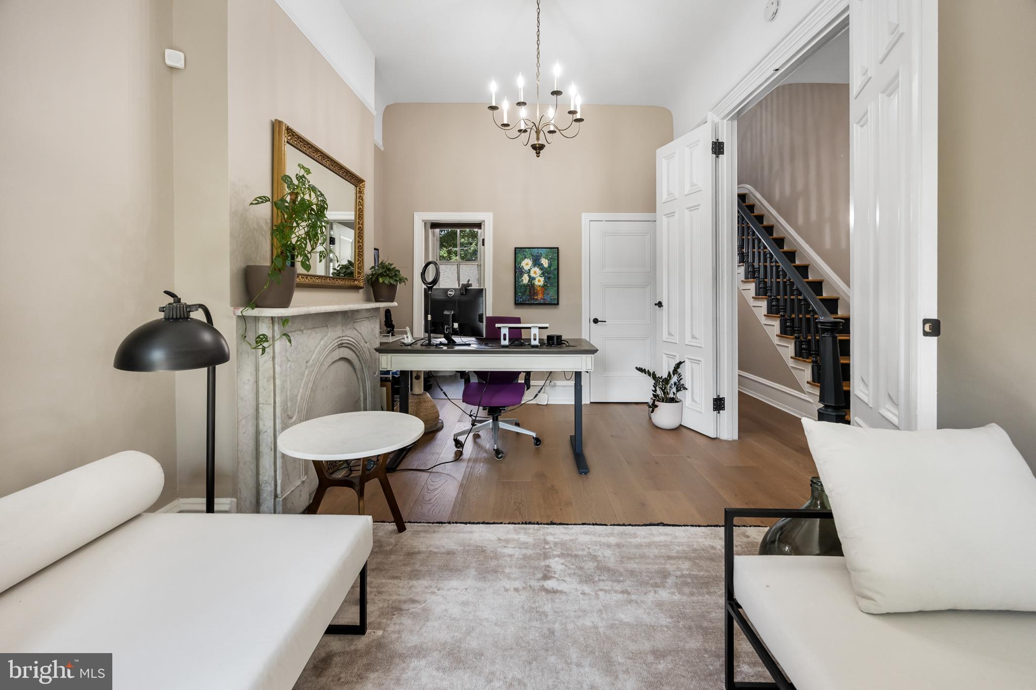 FAIRMOUNT - Residential