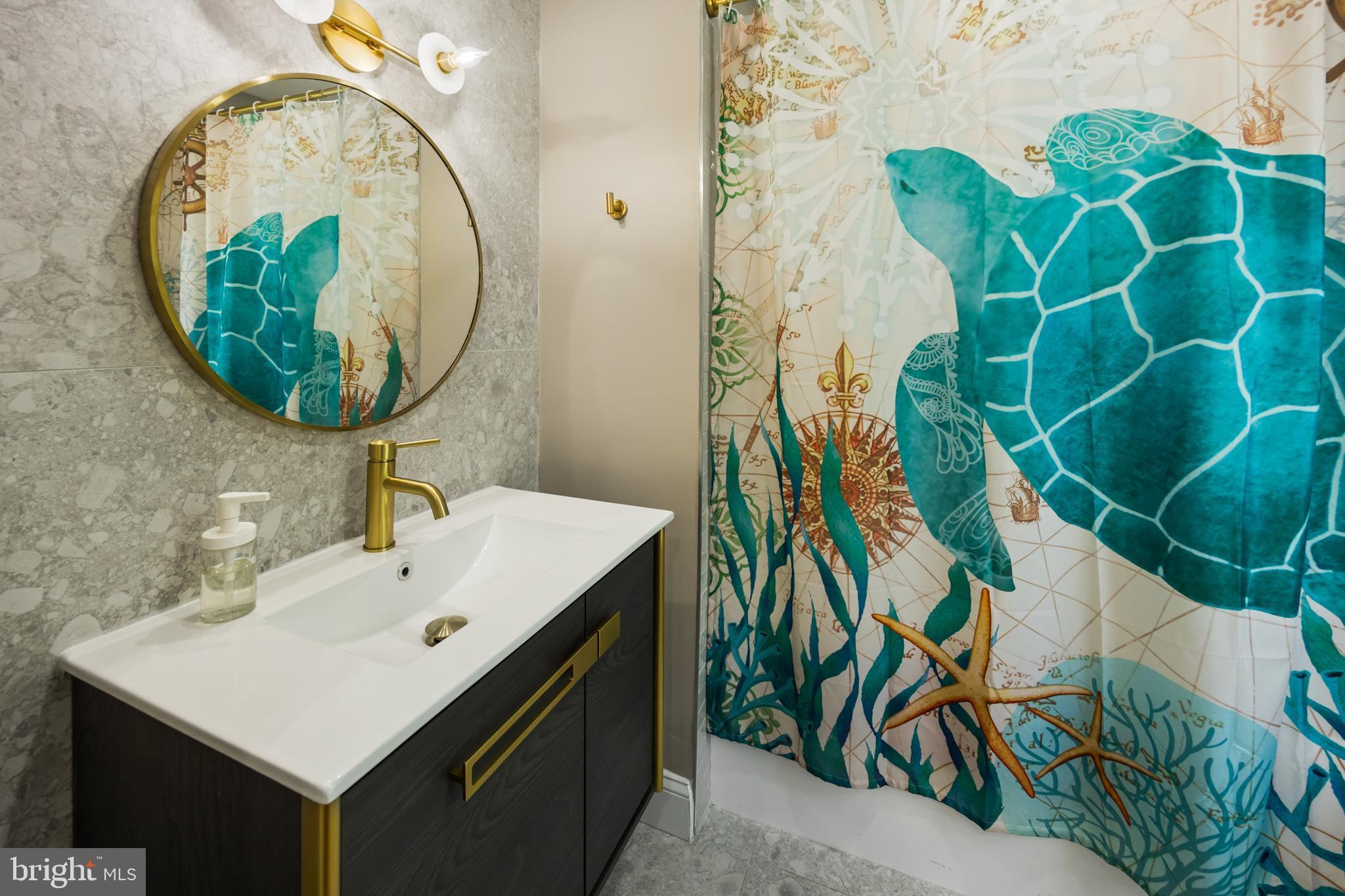 FAIRMOUNT - Residential