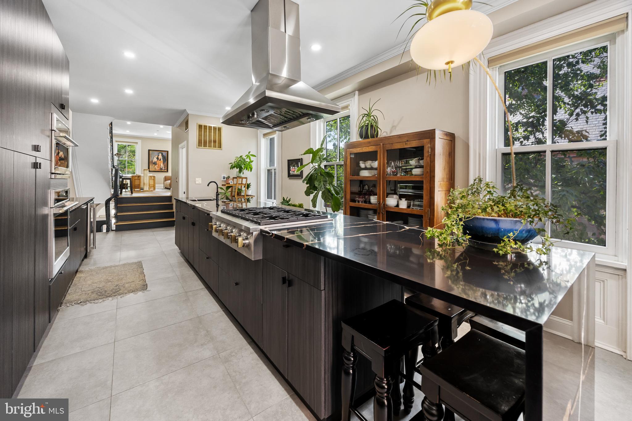 FAIRMOUNT - Residential