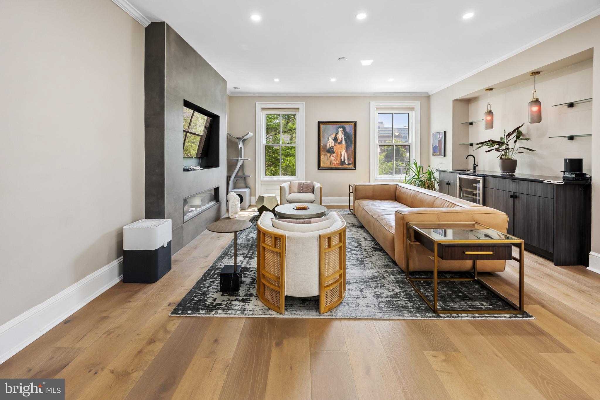 FAIRMOUNT - Residential