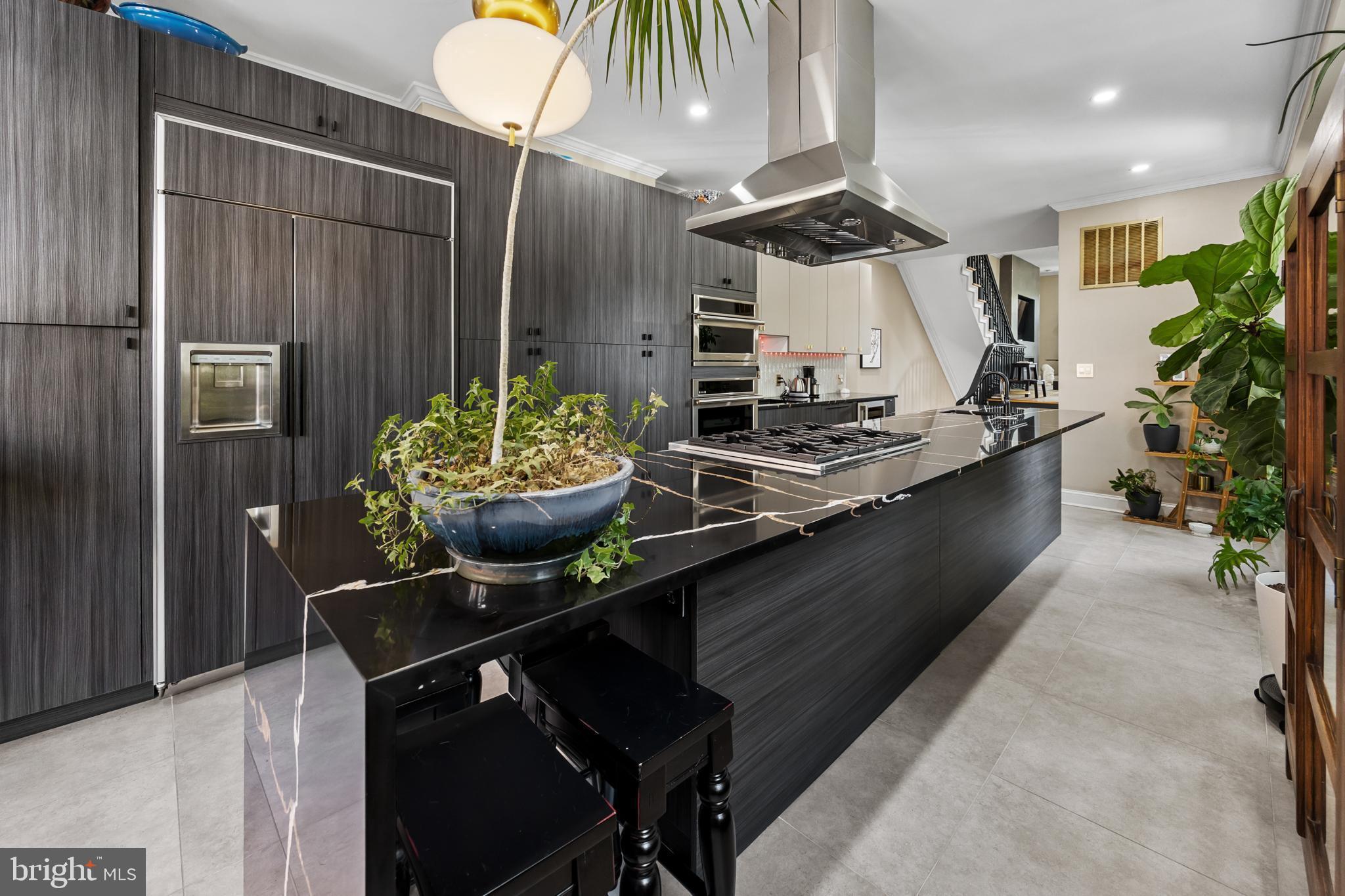 FAIRMOUNT - Residential