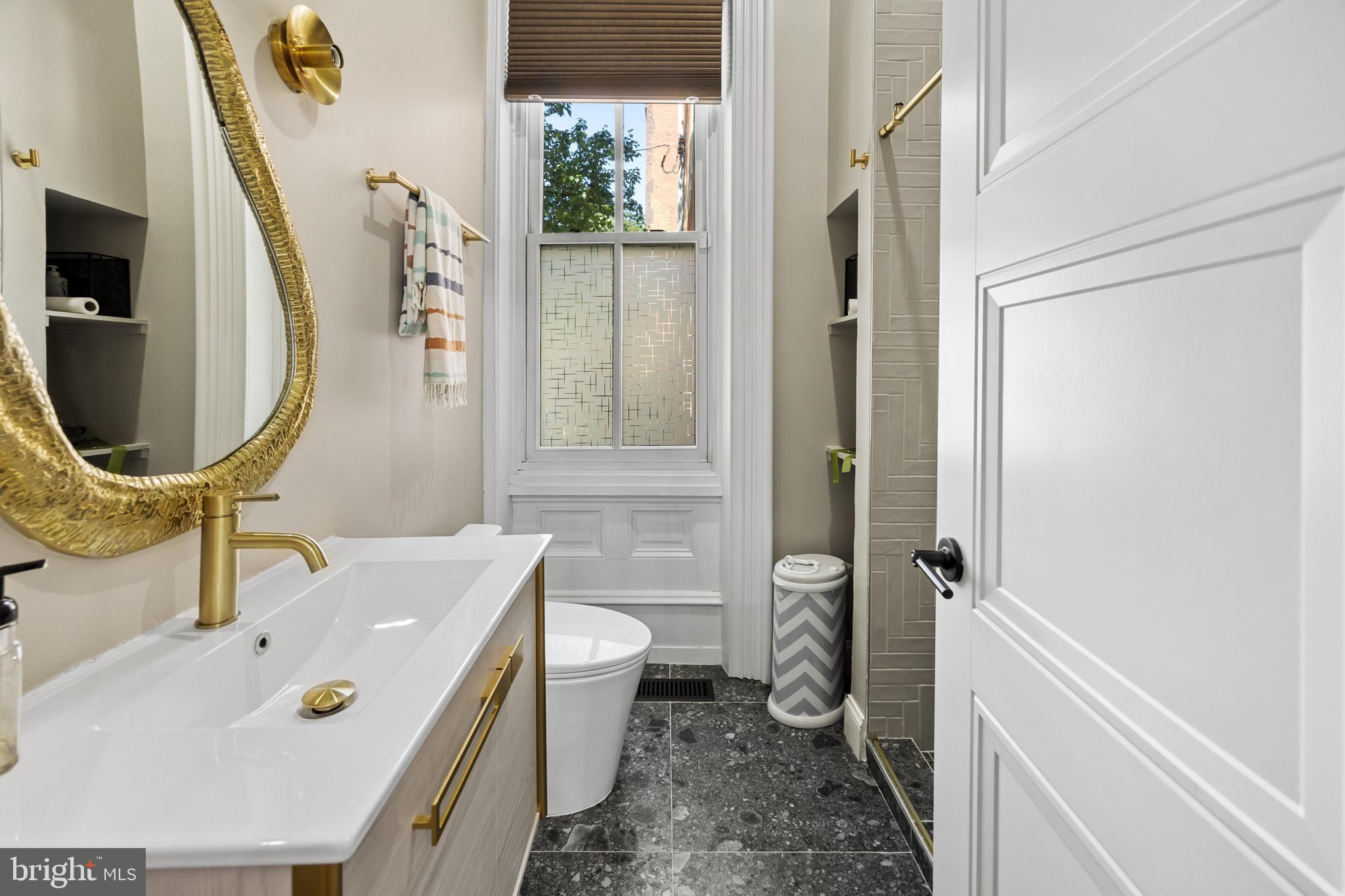 FAIRMOUNT - Residential