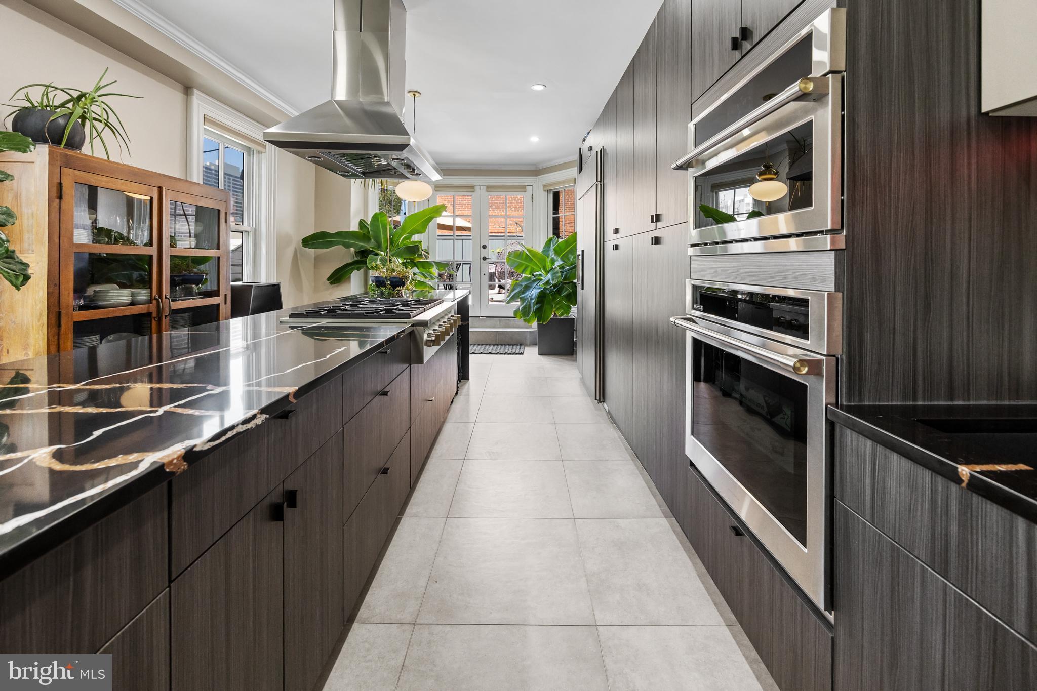 FAIRMOUNT - Residential