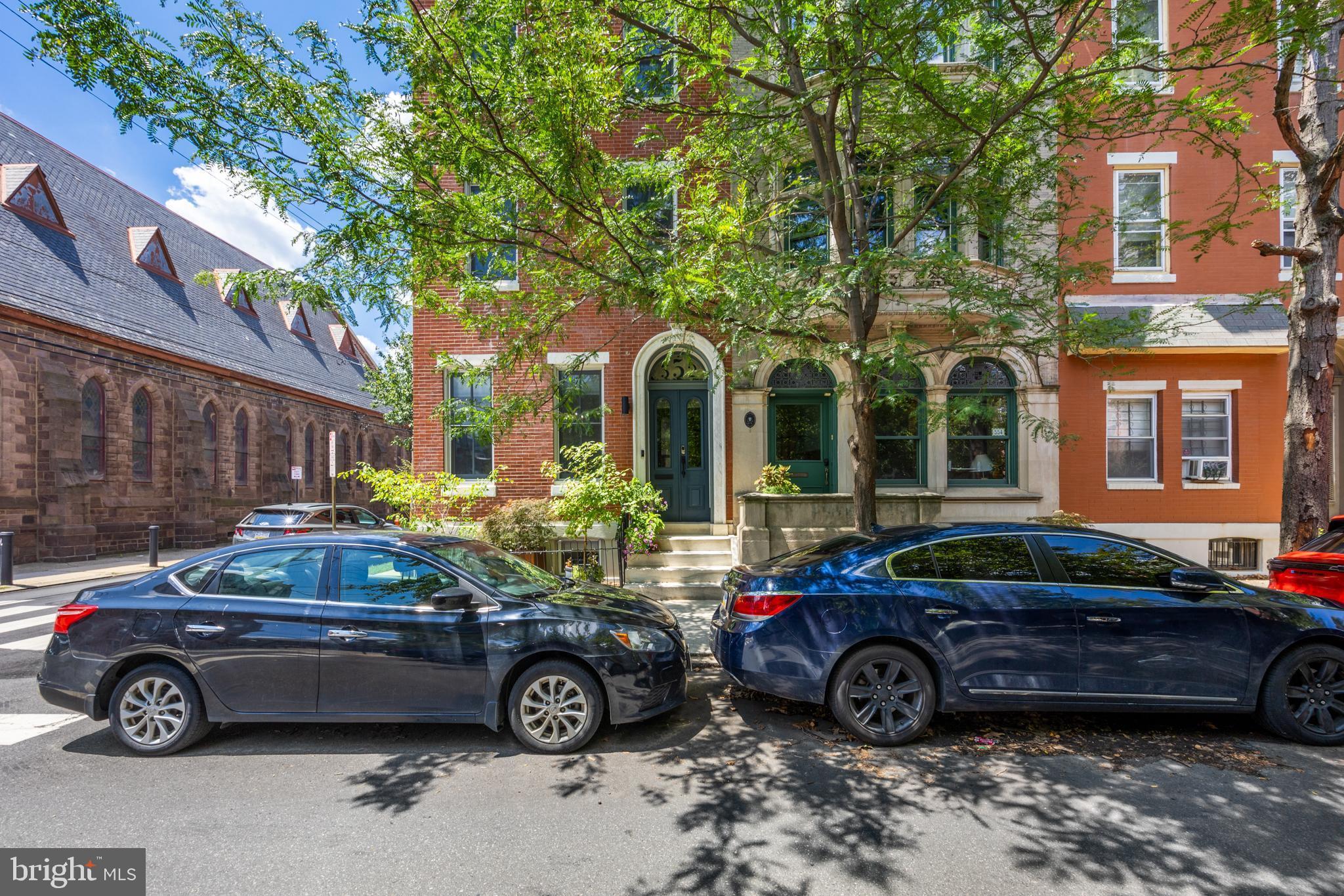 FAIRMOUNT - Residential