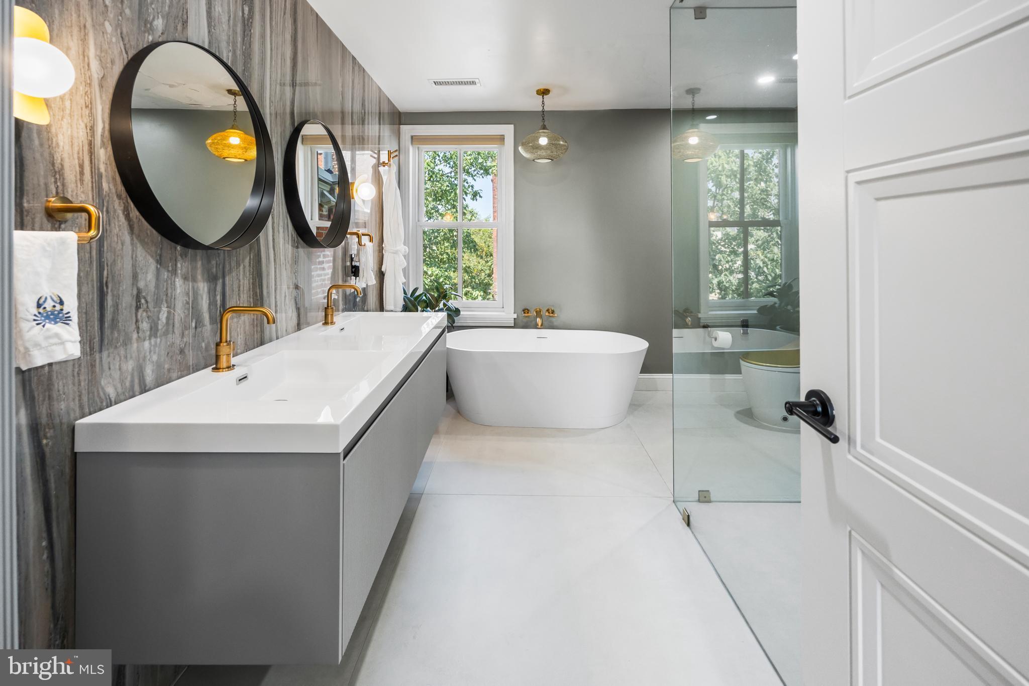 FAIRMOUNT - Residential