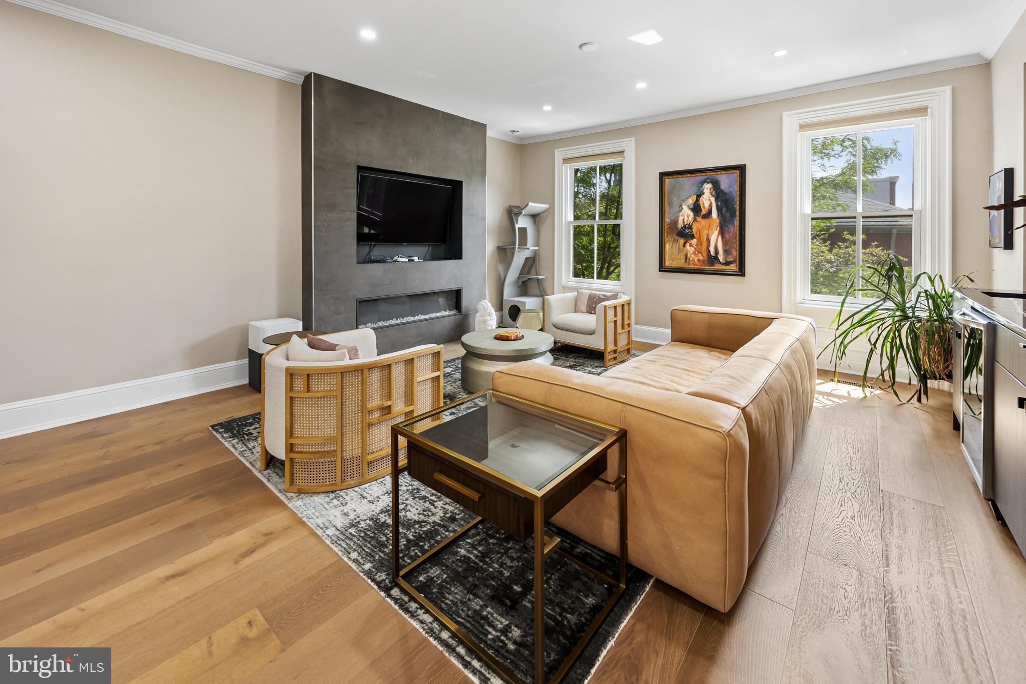 FAIRMOUNT - Residential