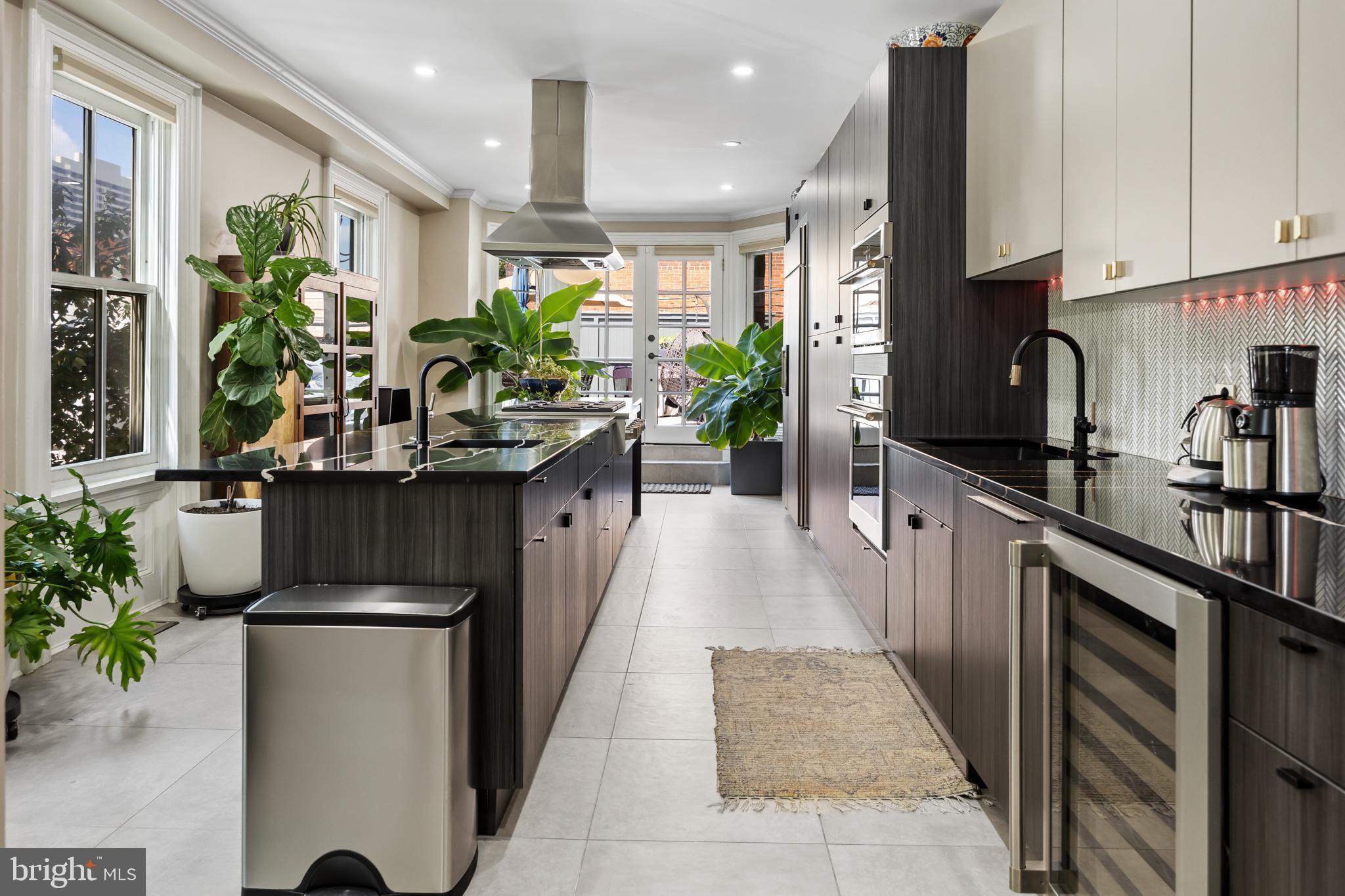 FAIRMOUNT - Residential