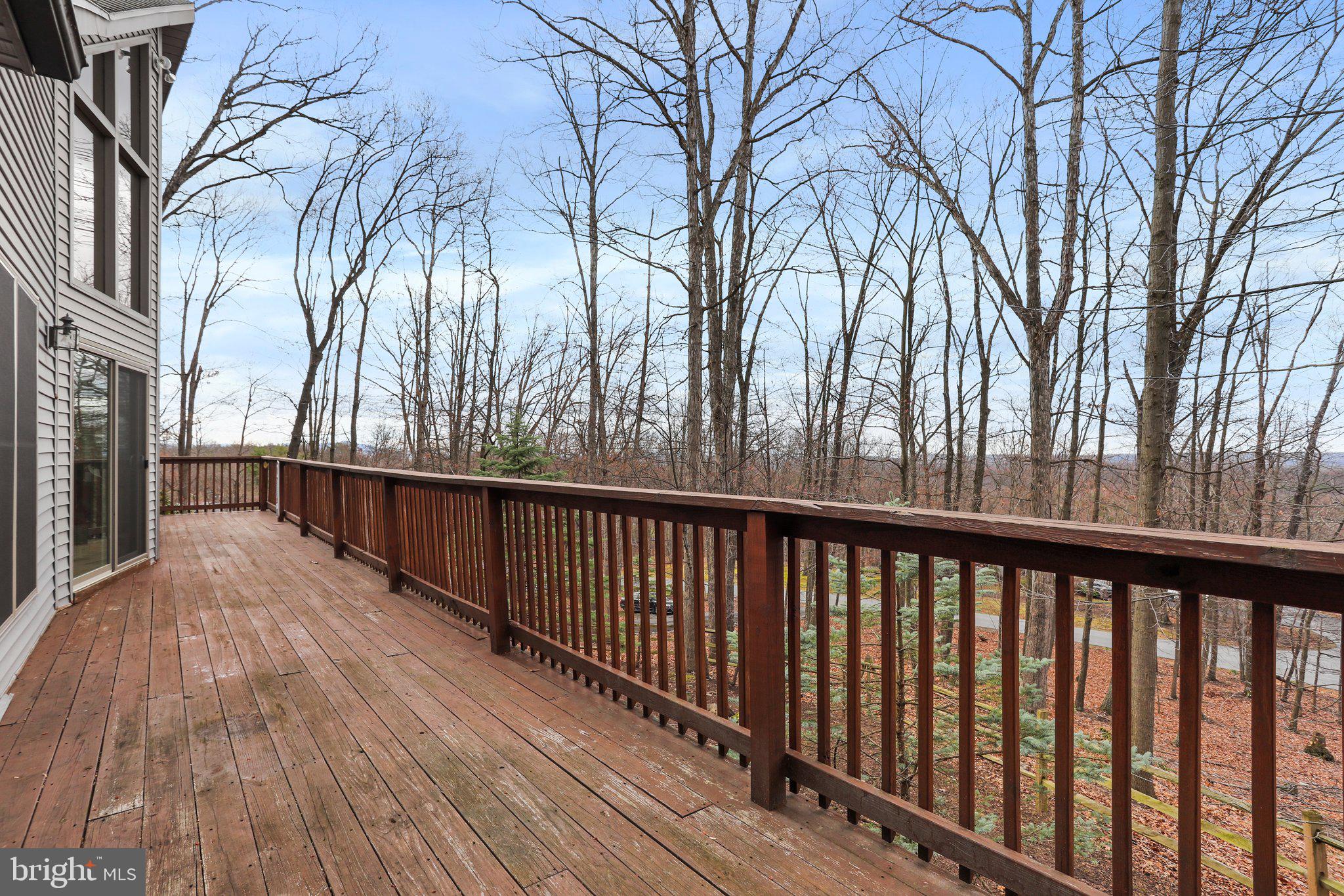 THE WOODS - Residential