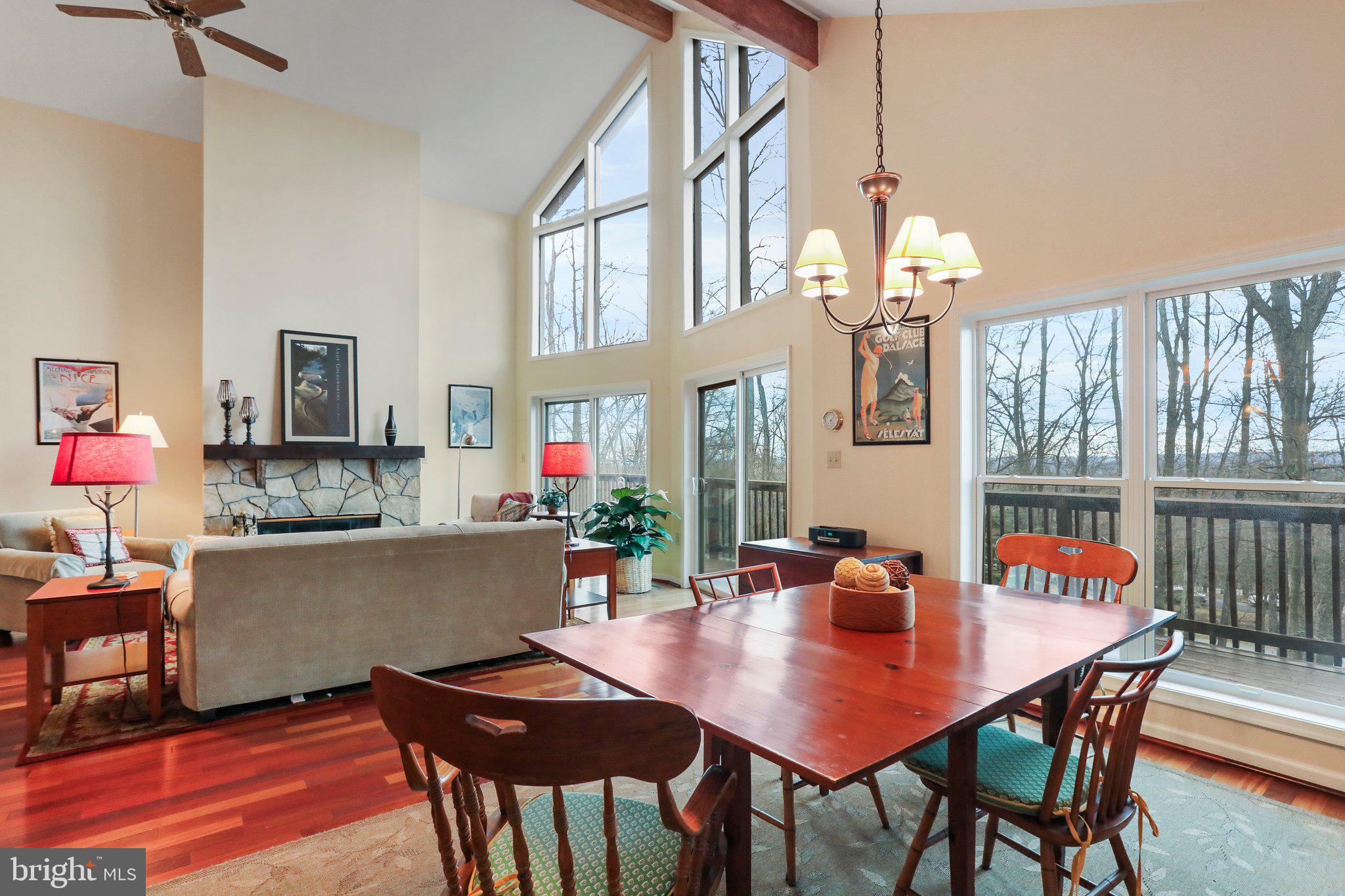 THE WOODS - Residential