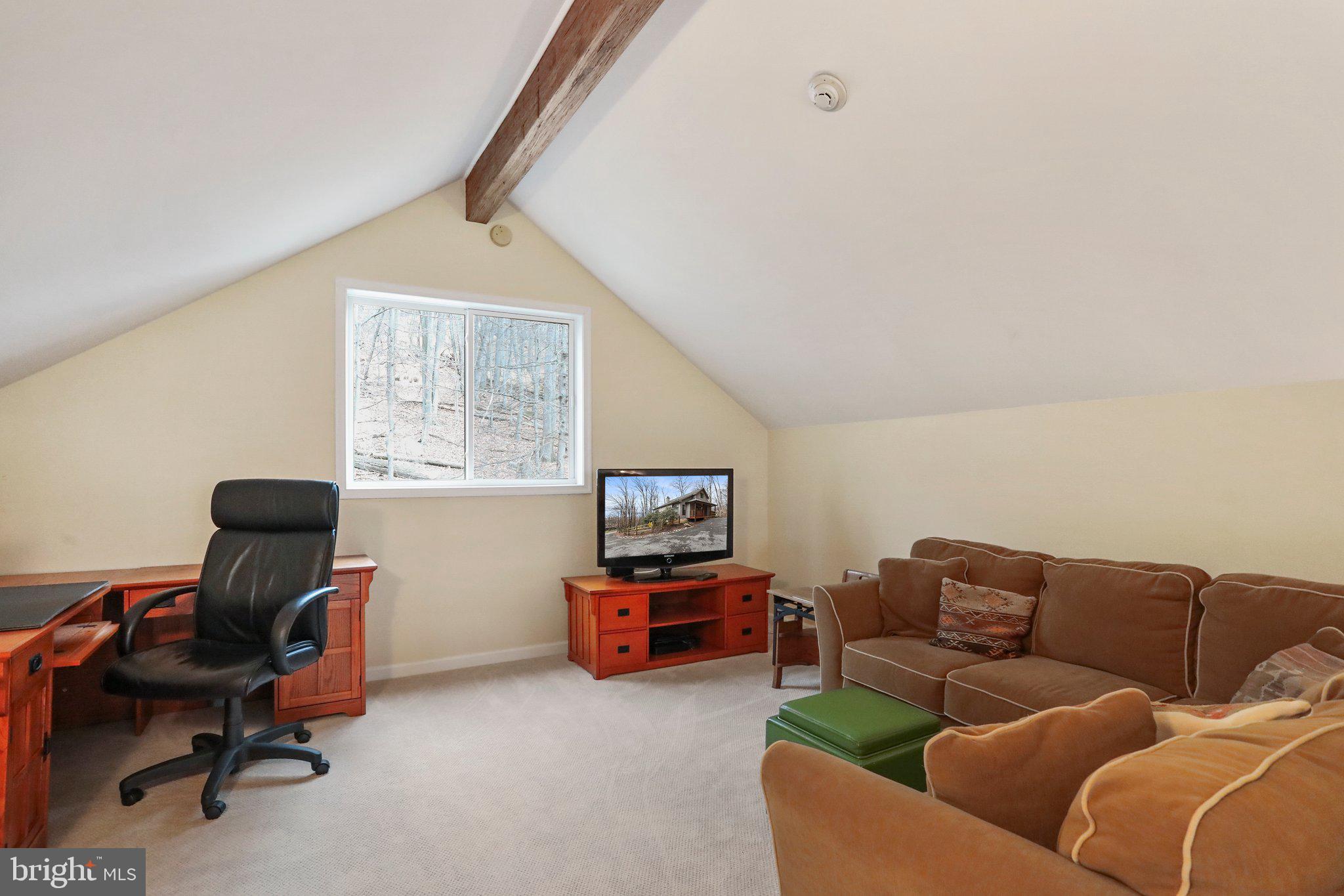 THE WOODS - Residential