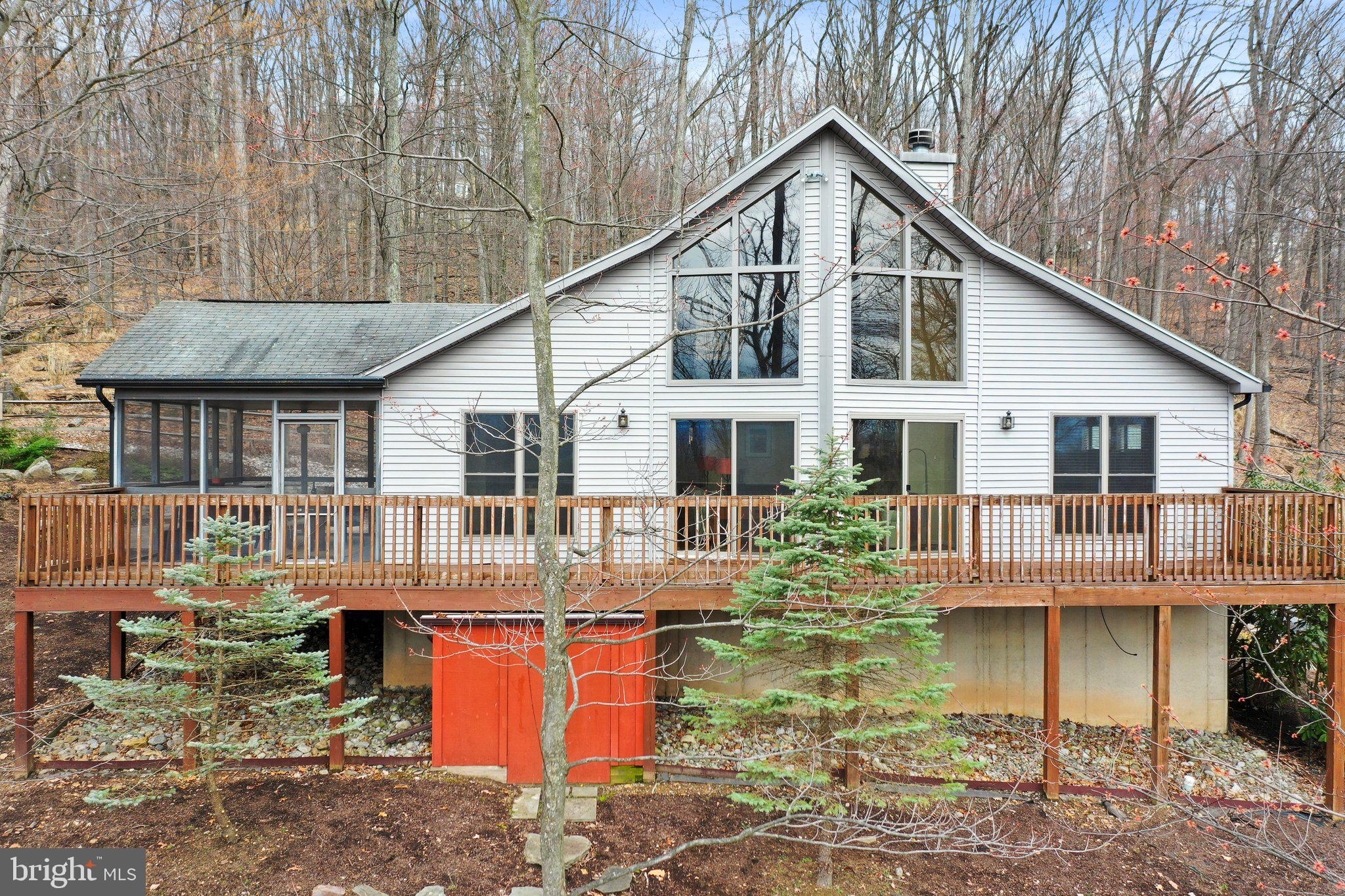 THE WOODS - Residential