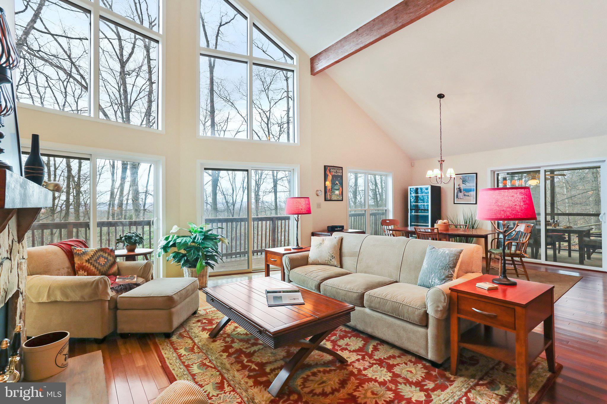 THE WOODS - Residential