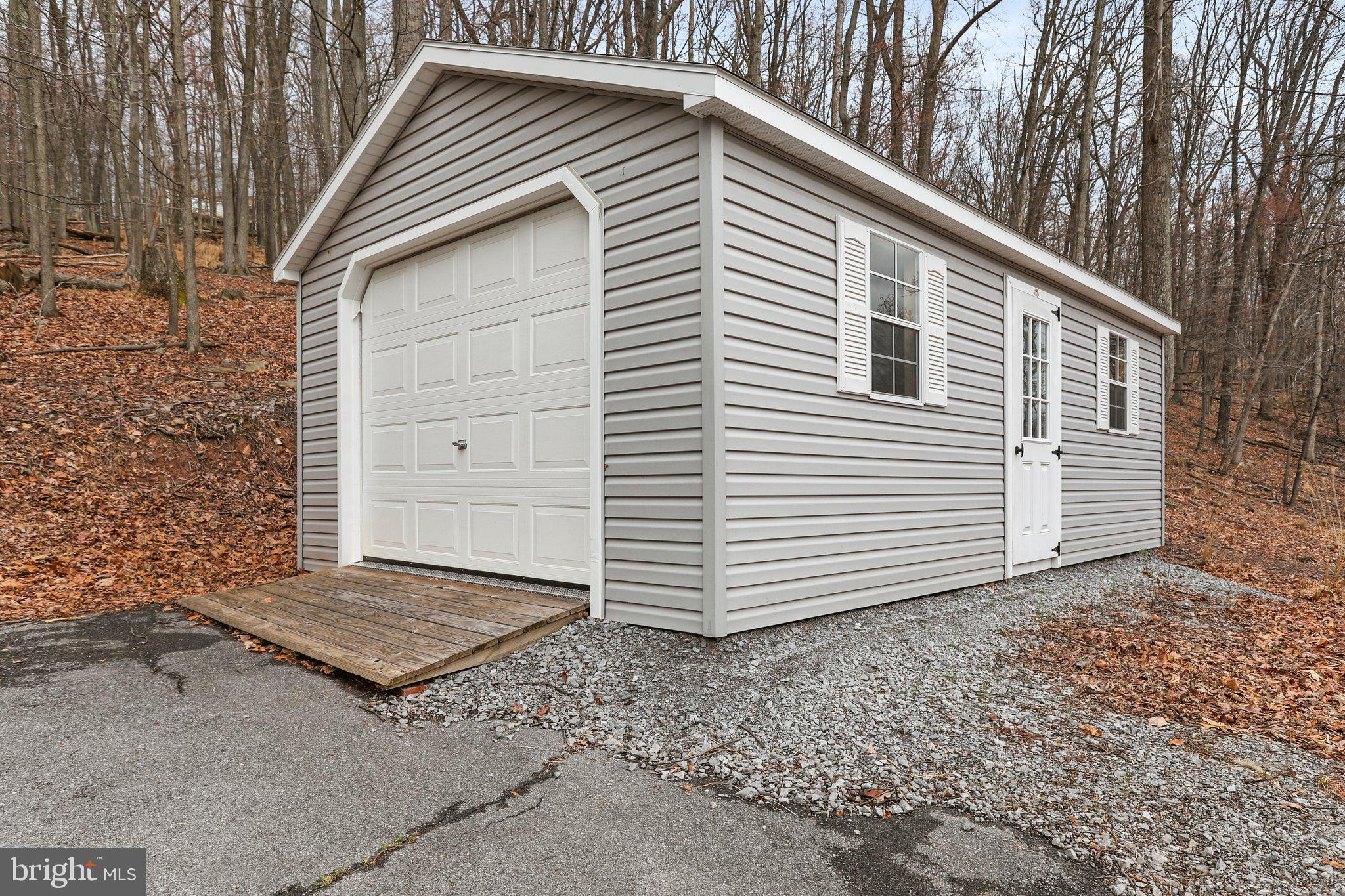 THE WOODS - Residential