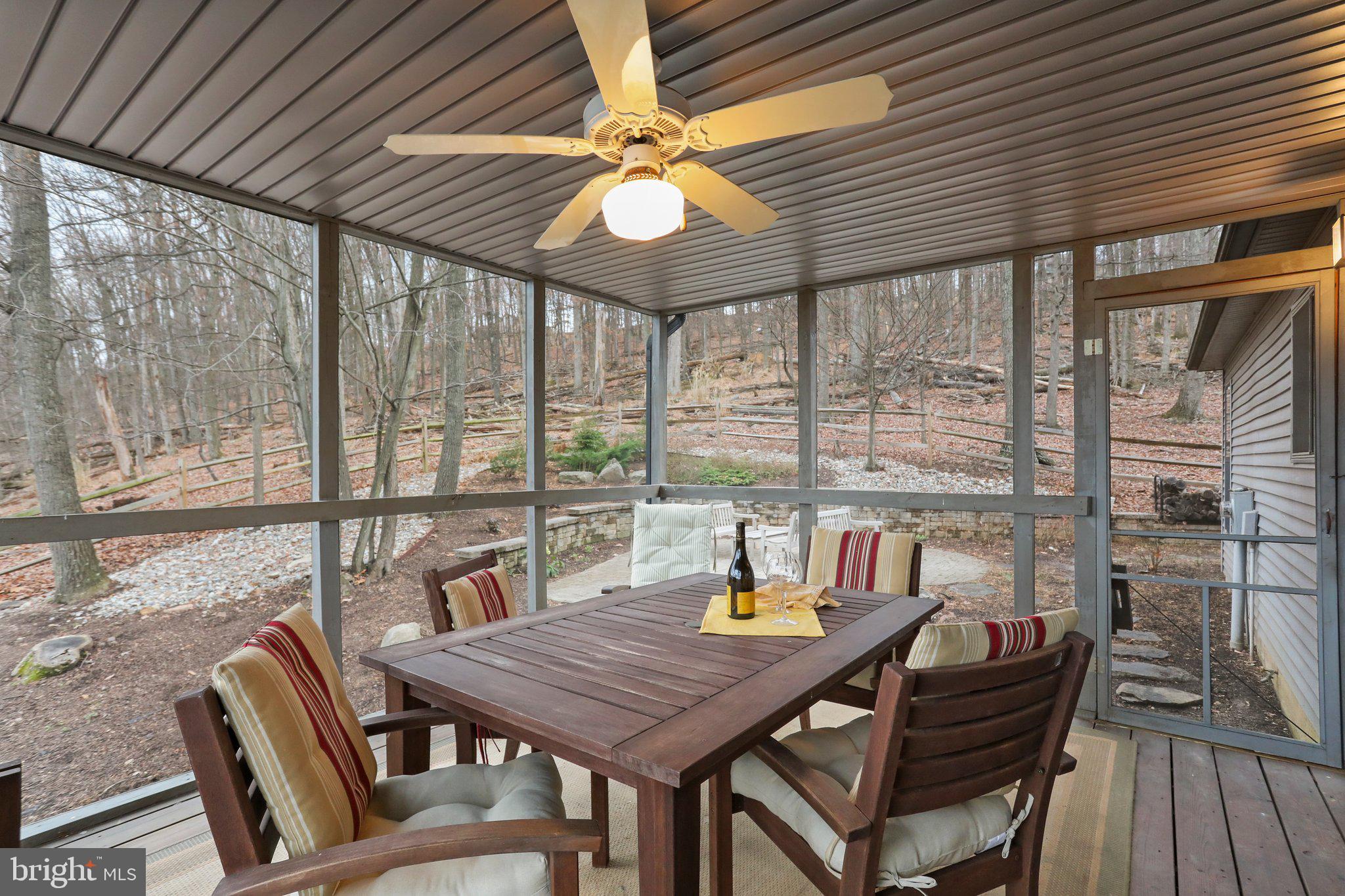 THE WOODS - Residential